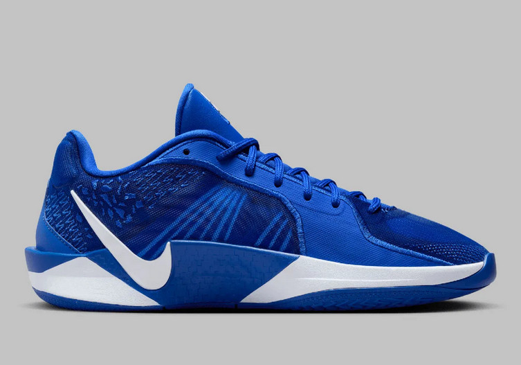 Size 14.5 Women / Size 13 Men – Nike Sabrina 2 Game Royal Blue