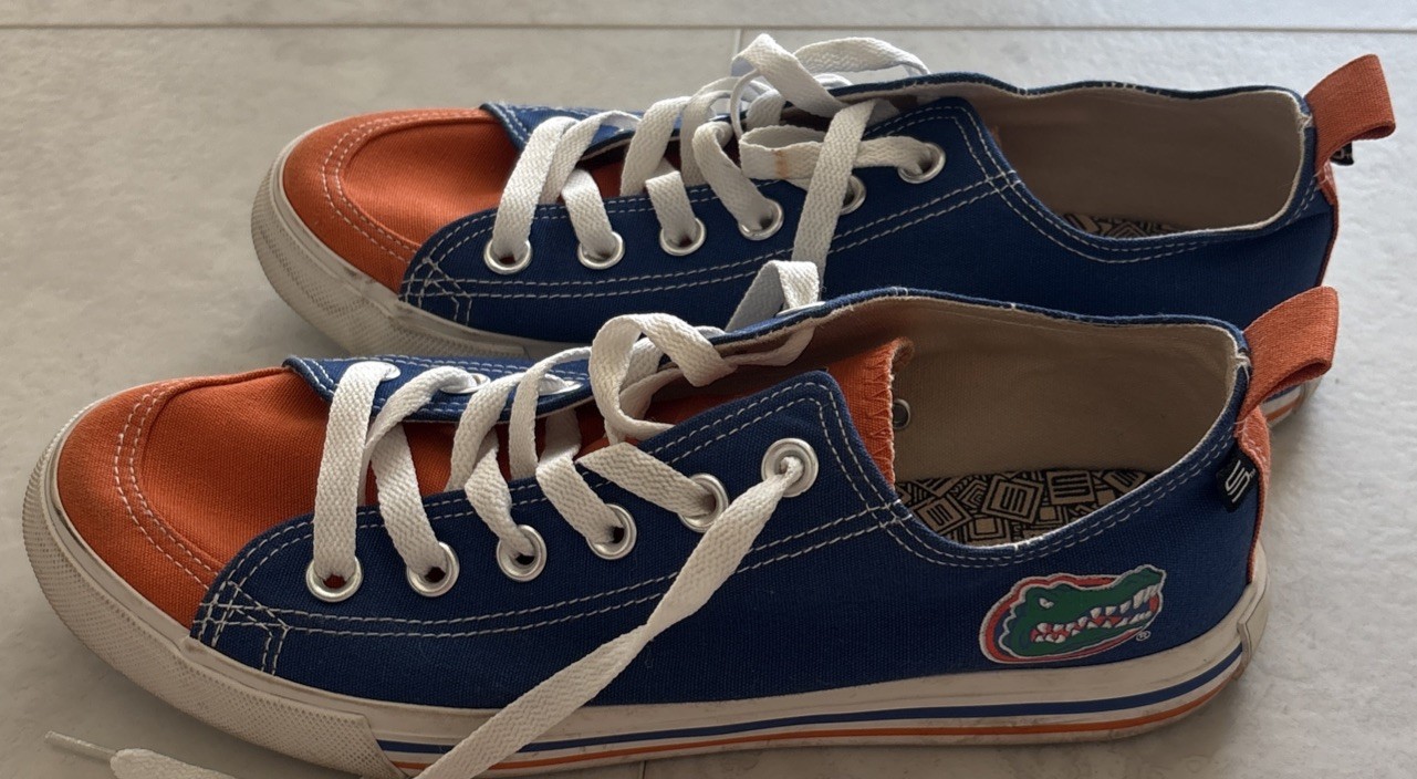 Skicks Florida Gators Canvas Low Top Sneakers Women’s Sz 8M