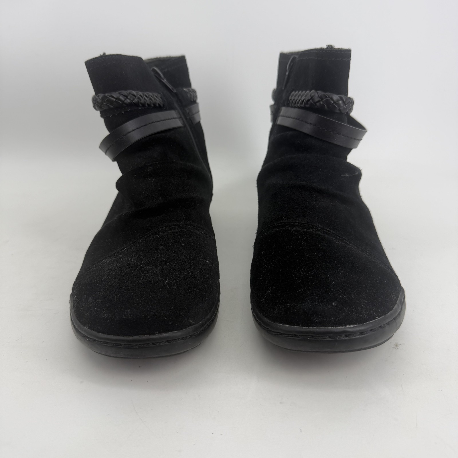 Clarks Boots Womens Size 10W Black Suede Ankle Wedge Zip Comfort Casual Travel
