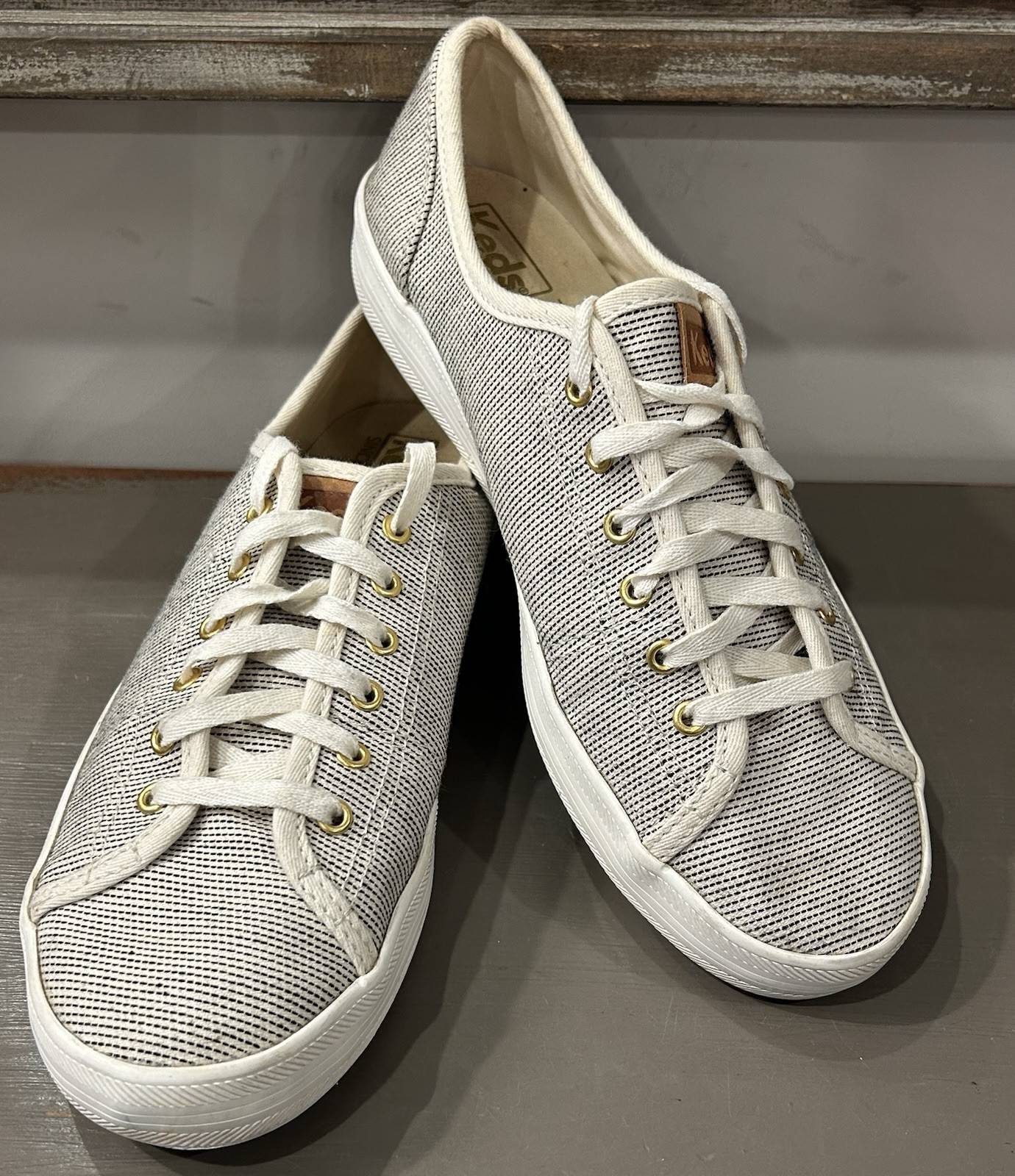 Keds Women’s Size 6.5 Jump Kick Beige Black Lace-Up Casual Sneakers WF59175