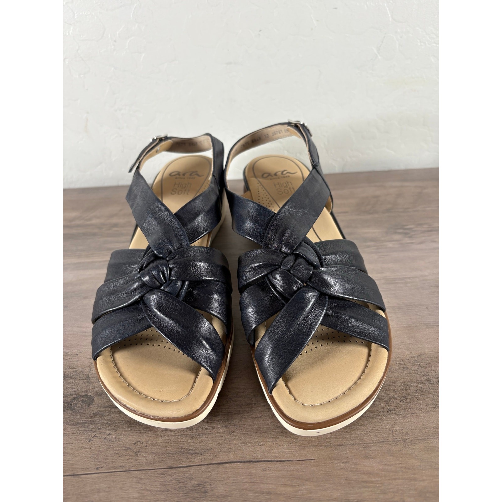 Ara Lucilla Black Leather Wedge Sandal Slingback knotted design size 7.5