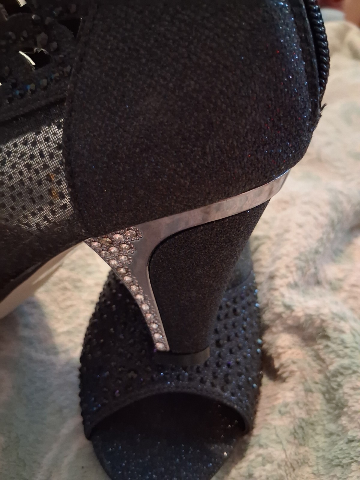 Pierre Dumas Women’s Black Synthetic Open Toe Bootie Zip Block Heel 8.5M