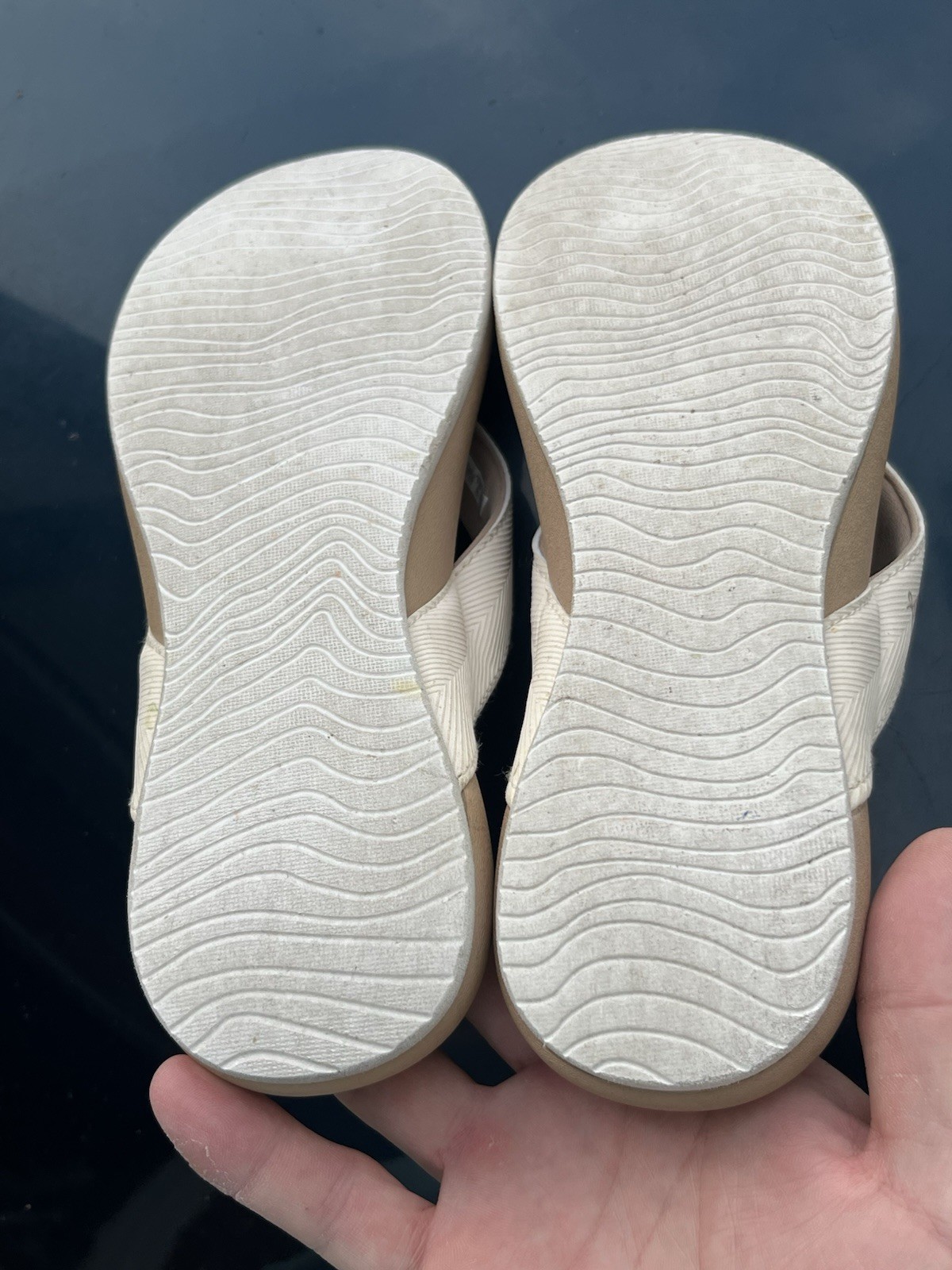 Reef Cushion Harmony Sand off-white light cream EVA foam flip flops 7 / 37.5