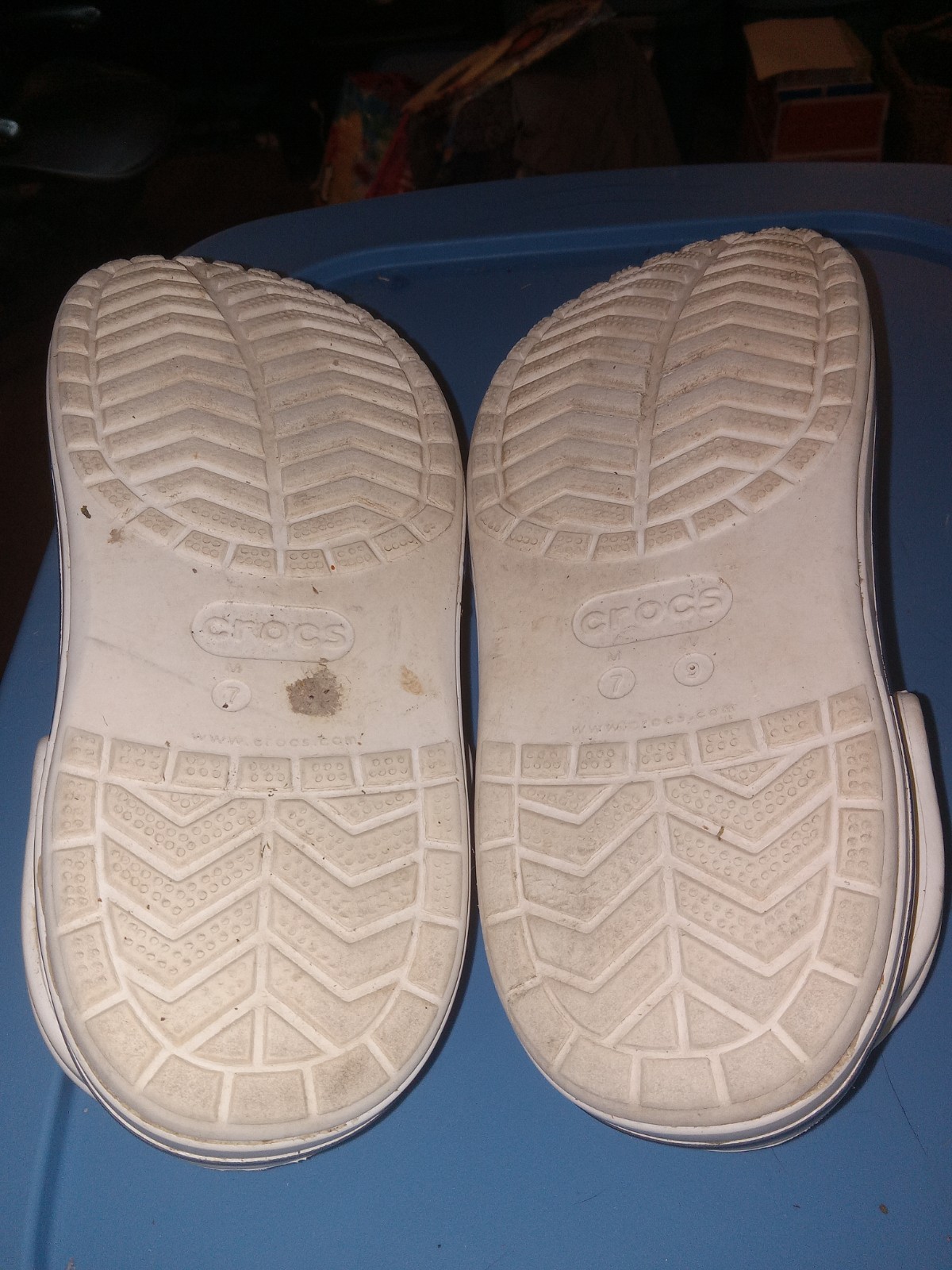 Crocs Adult Bayaband Clogs Unisex W9 M7 Navy Blue & White Sandals