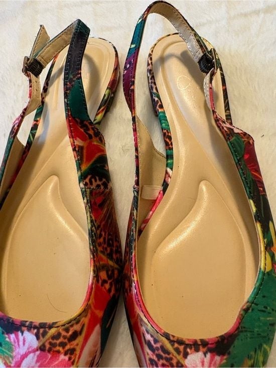 Jessica Simpson Tropical Floral Pointed Slingback Flats – Green, Pink, Red