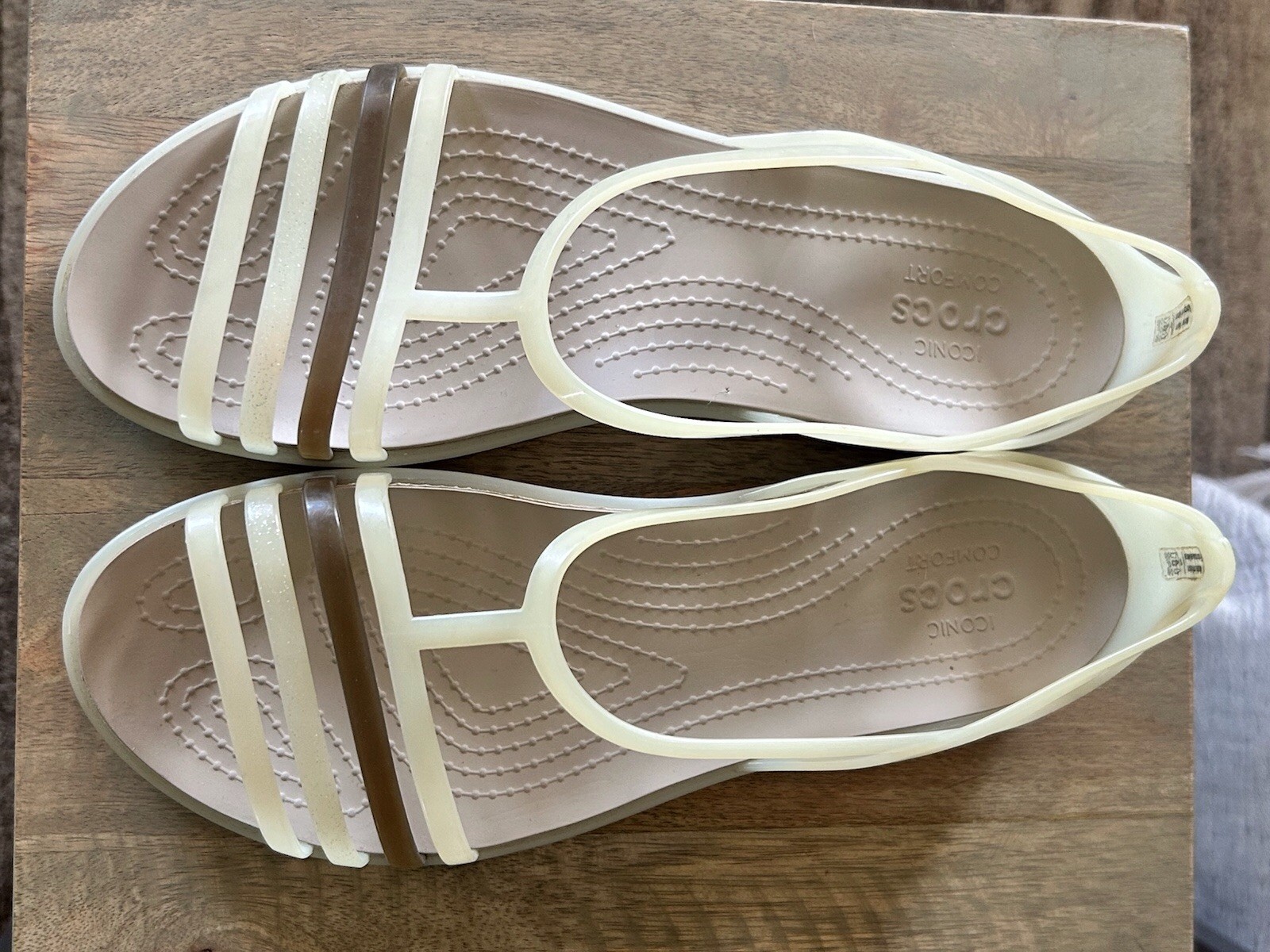 Crocs Isabella T Strap Sandal Womens 9 (10) Yellow Beige Brown Jelly Flat 202465