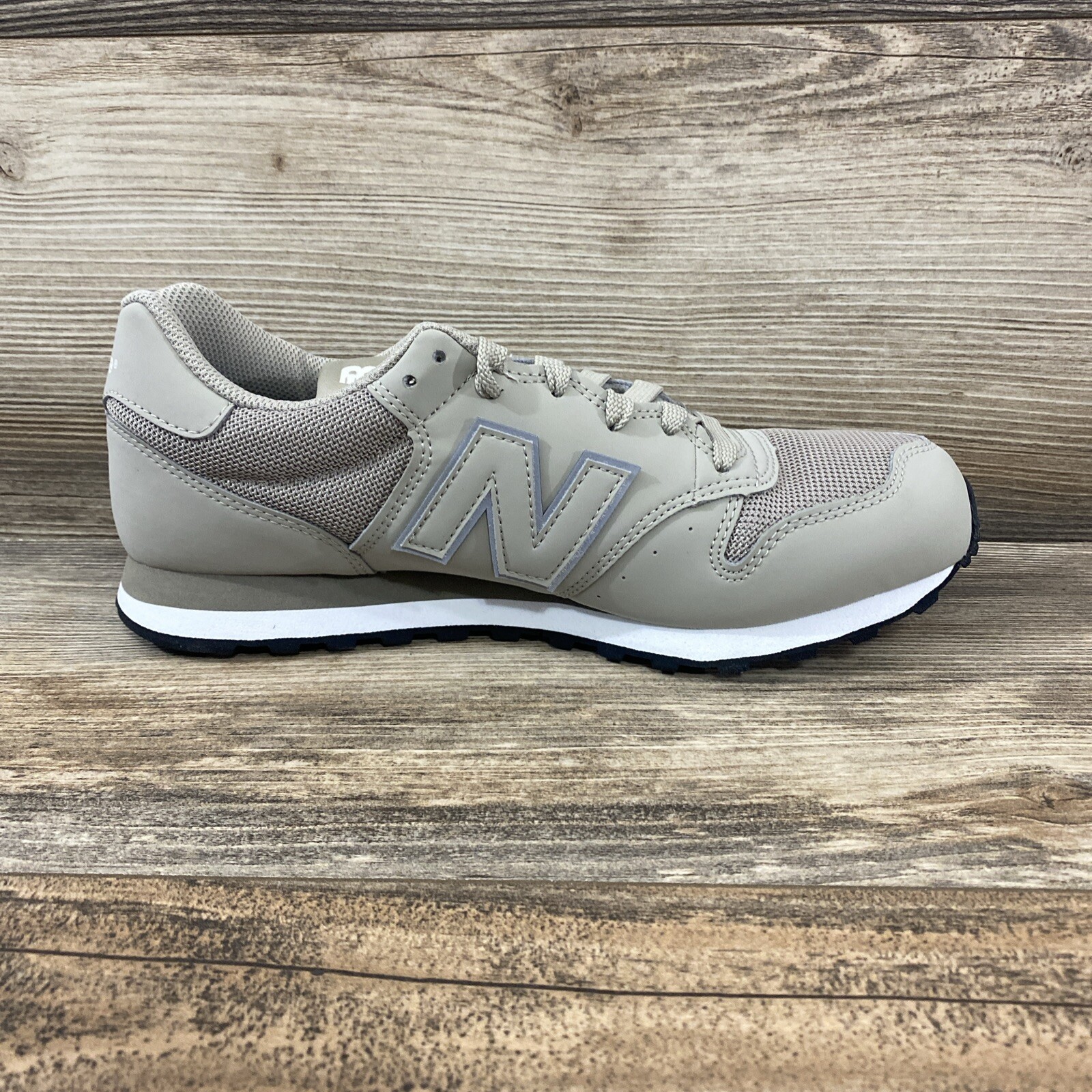New Balance 500 Athletic Shoes GM500TRY Men’s Size 8. D / Women’s Size 9.5.