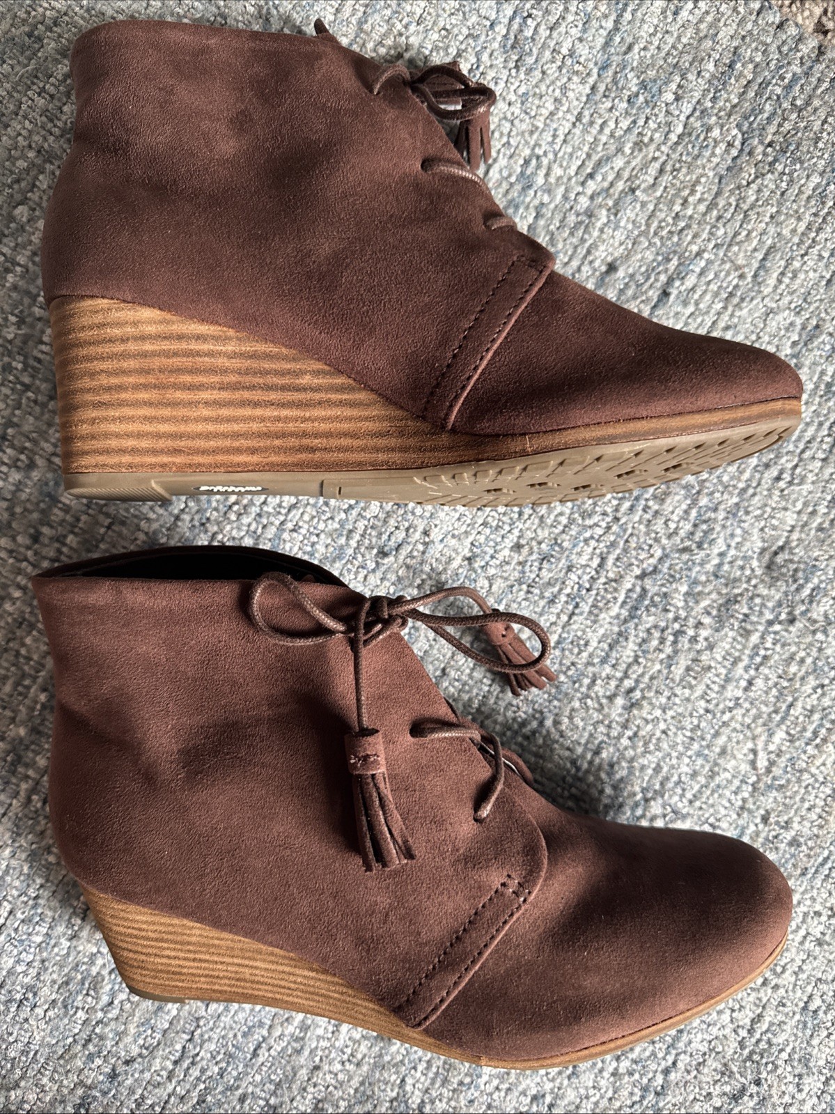 Dr Scholls Wedge Booties Womens 7.5 M Dakota Ankle Wedge Boots Brown Faux Suede