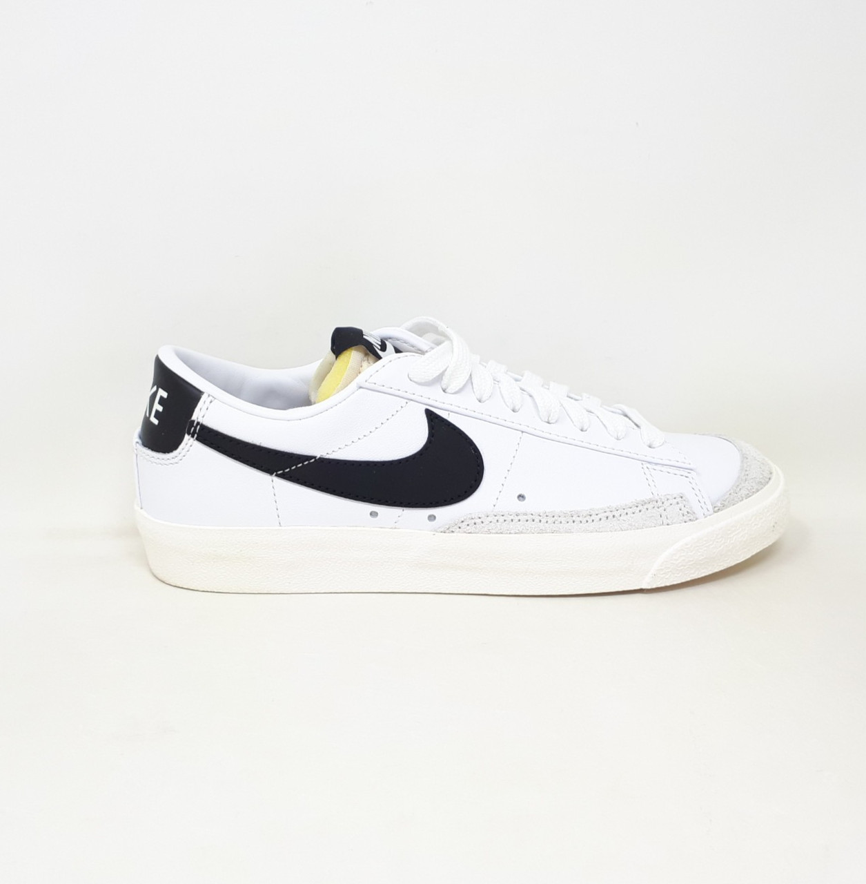Nike Blazer Low ’77 White Sail Casual Shoe Sneaker Retro Womens Size DC4769-102