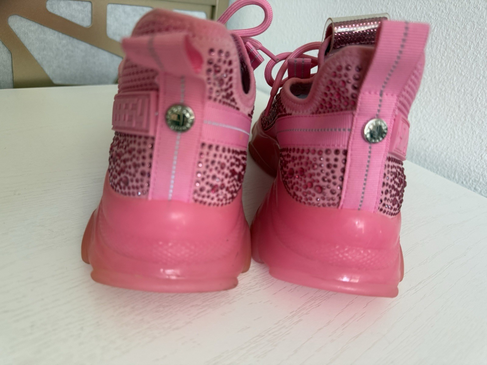 Steve Madden SM NY90 Rhinestone Athletic Sneakers Pink Lace Up Low Top Size 11