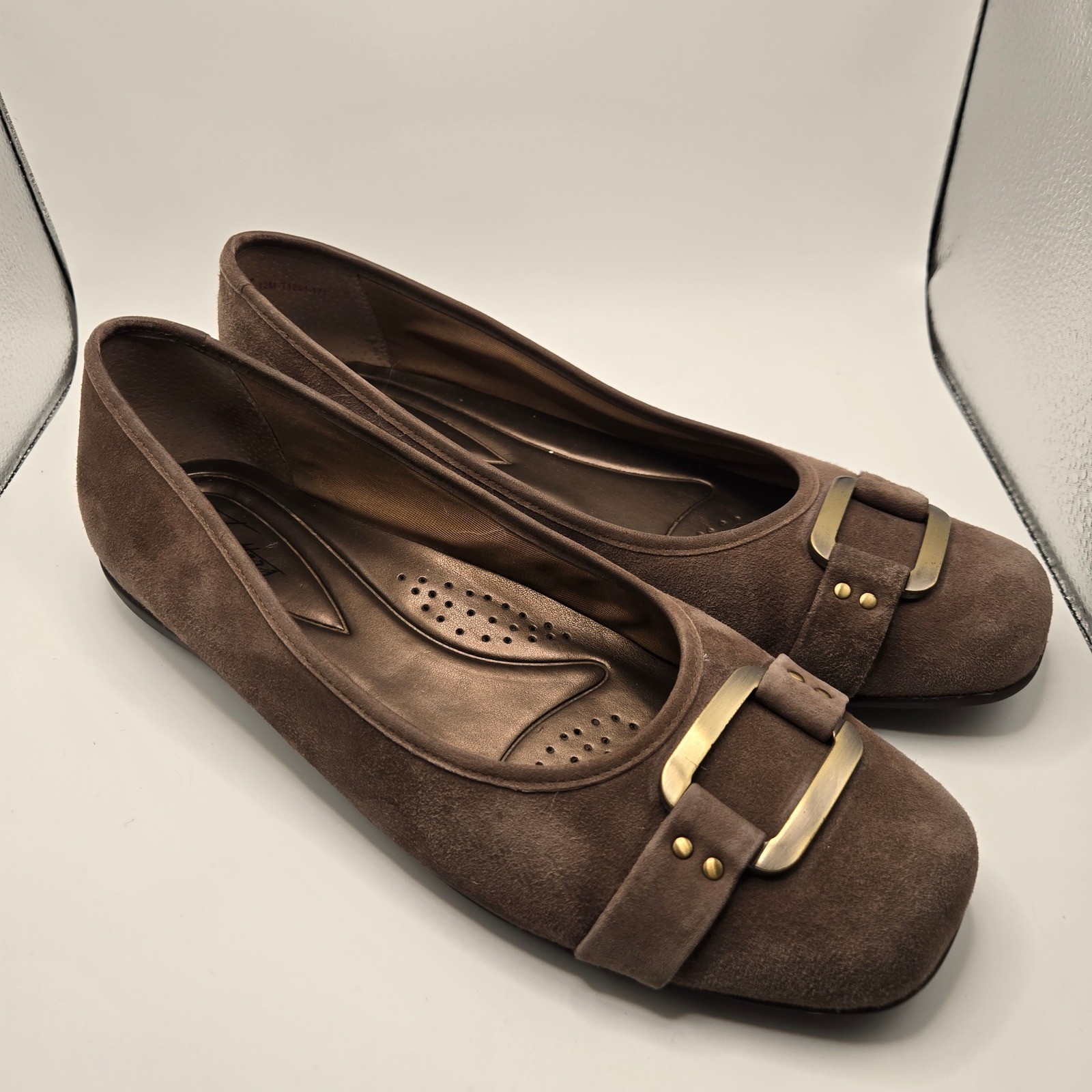 Trotters Flats Womens 12M Taupe Brown Suede Buckle Square Toe (SH00)