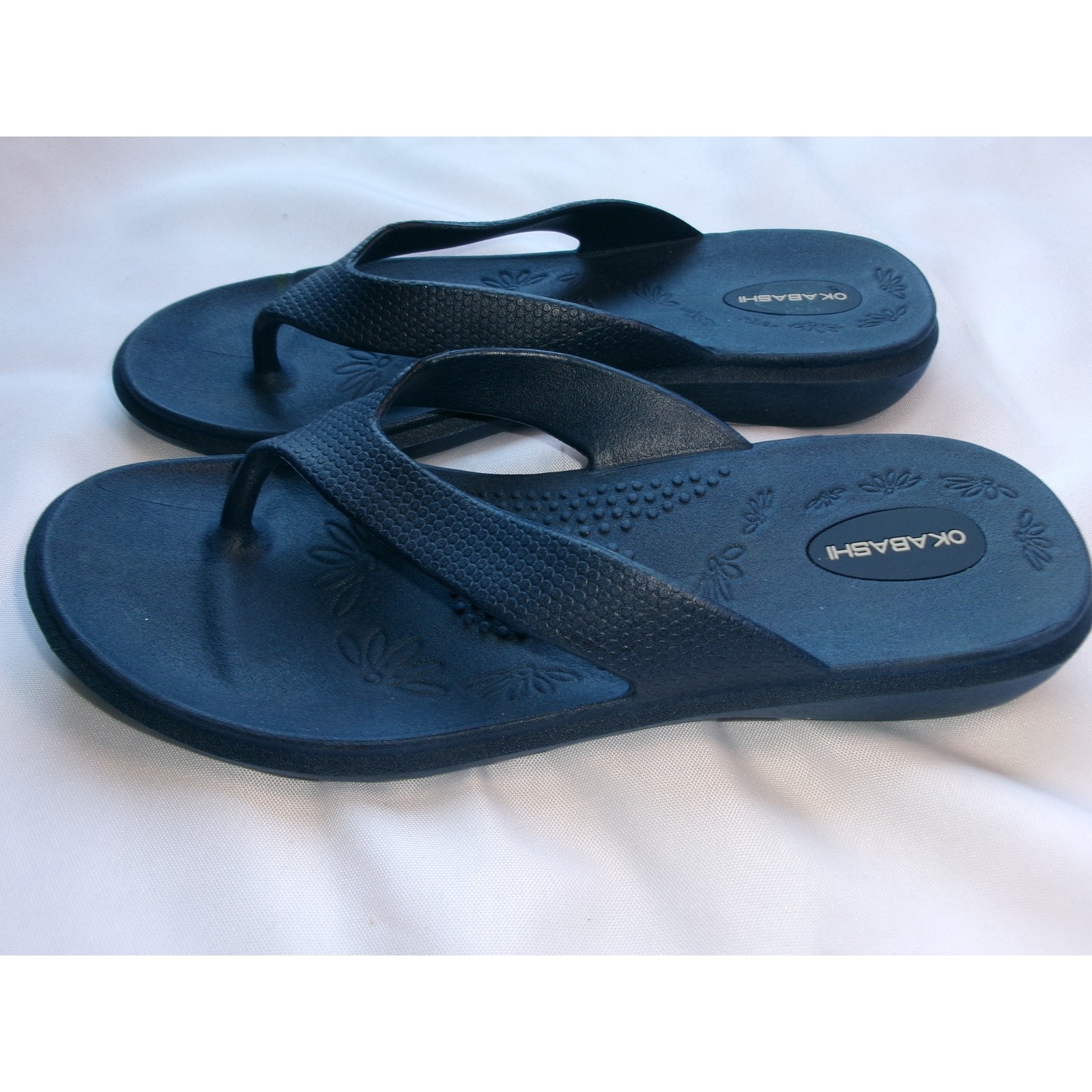 Okabashi Women’s Flip Flop Sandals Navy Comfort Massage M/L 8-9 USA