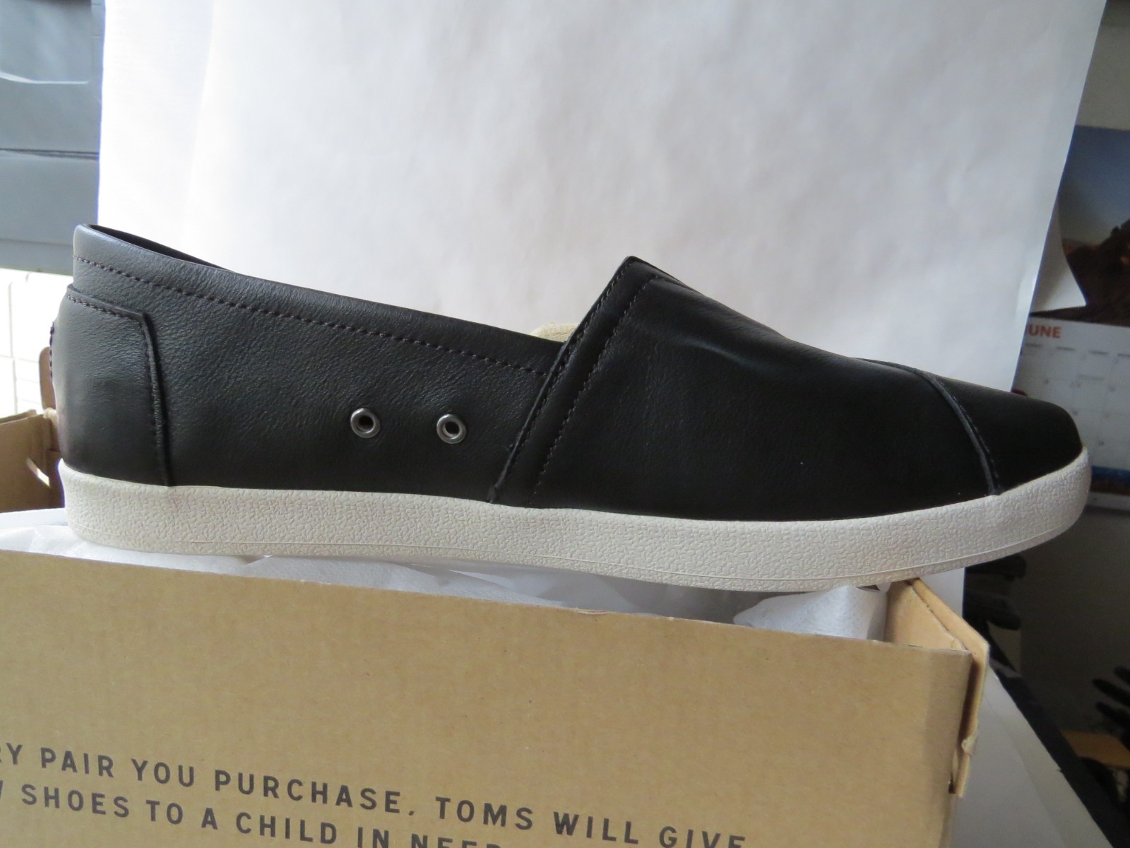 Tom’s Women’s Shoes Espadrilles Size 12, Black Full Grain Leather, New in Box