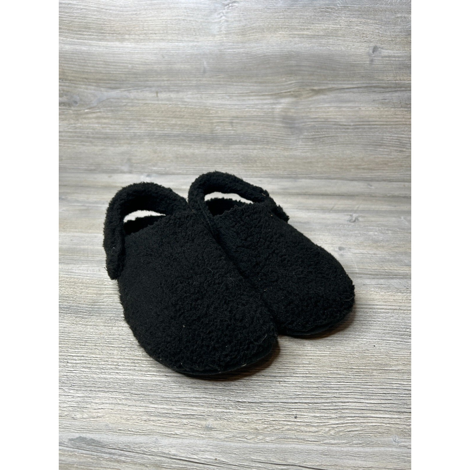 CROCS Slippers Classic Cozzzy Fuzzy Slippers Black Size US W8/M6