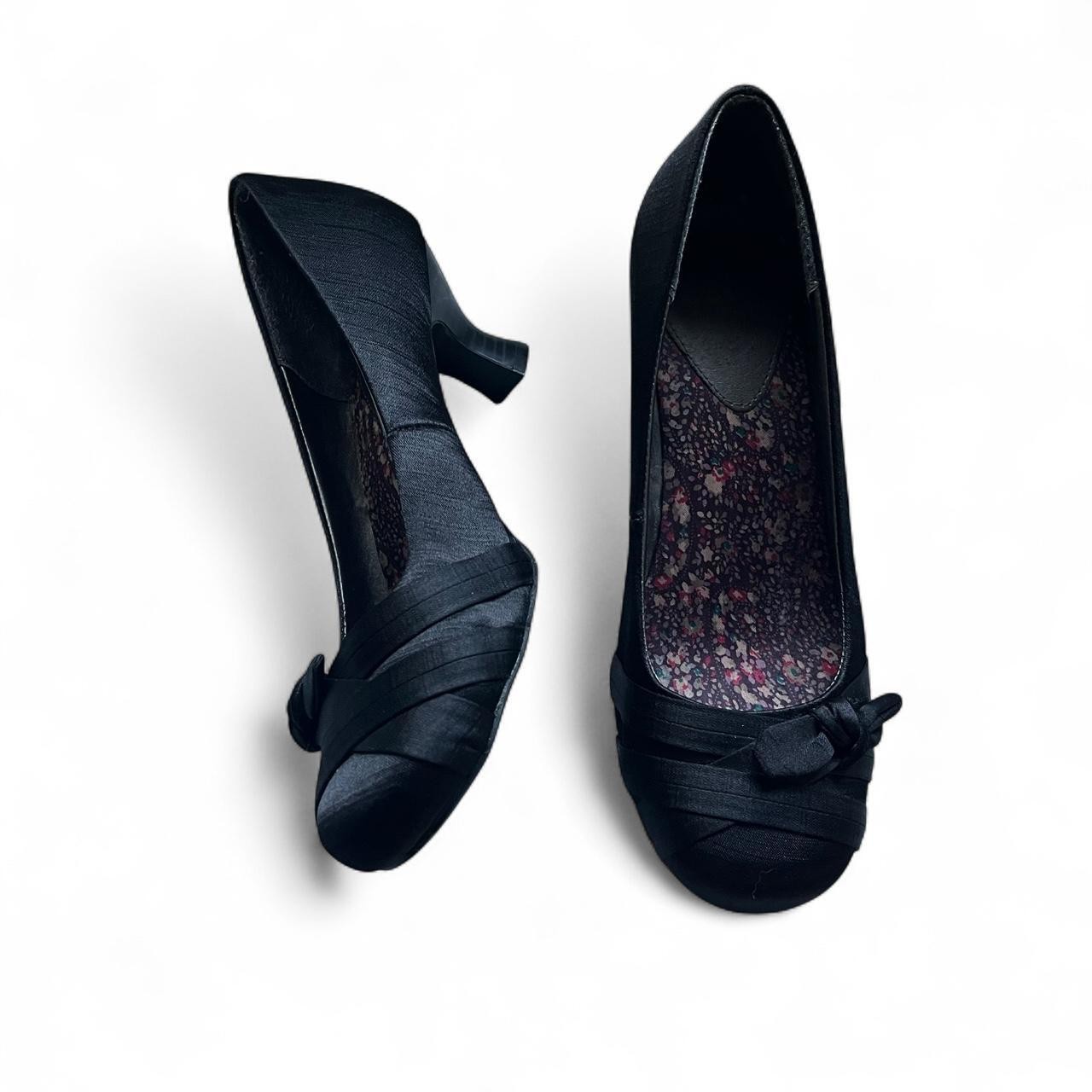 RARE Jellypop Vintage Y2K Black Satin Bow Heels Size 10