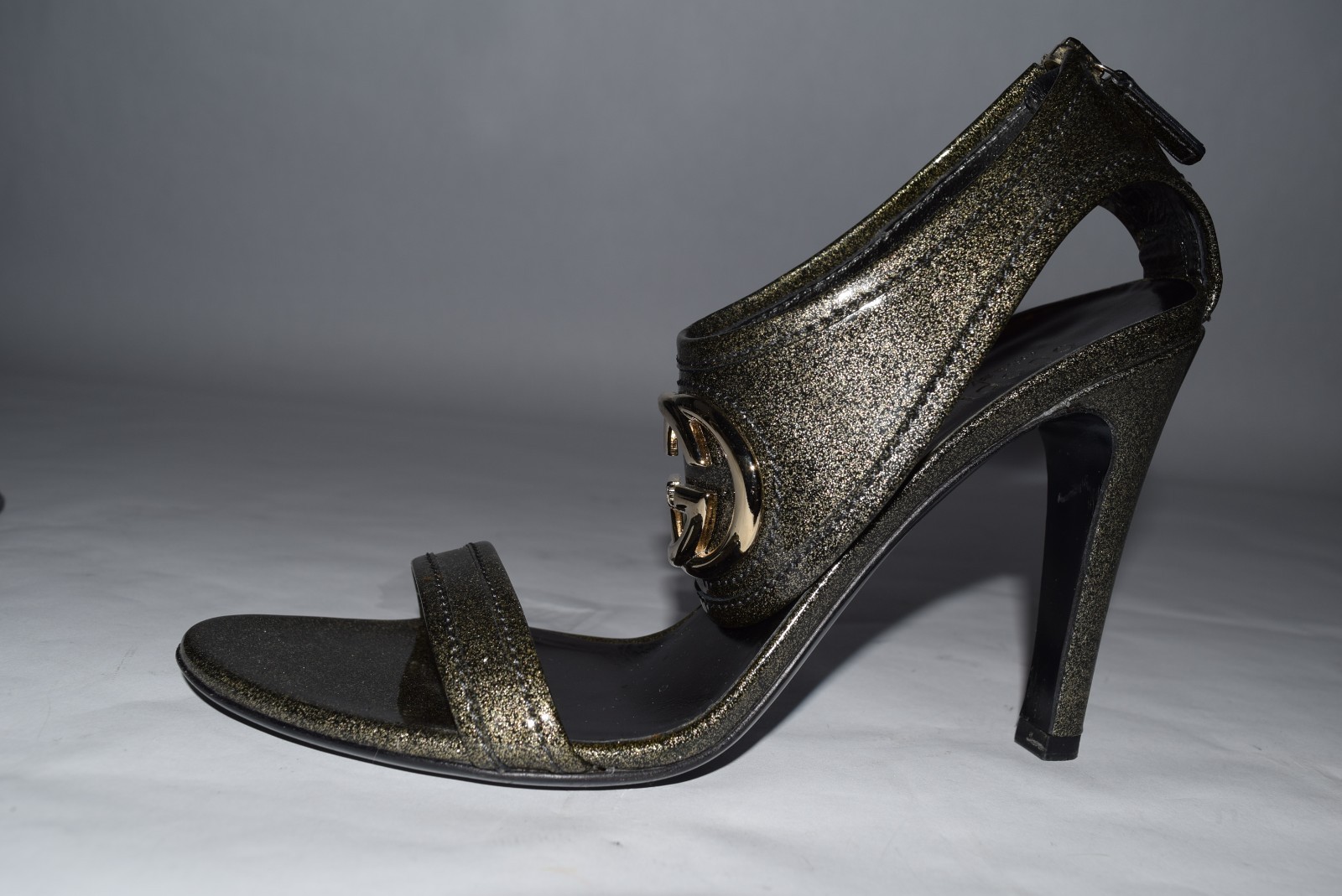 Vintage Gucci Glitter Logo Double G’s Leather Heels sz 38.5/8.5 Anthracite Black