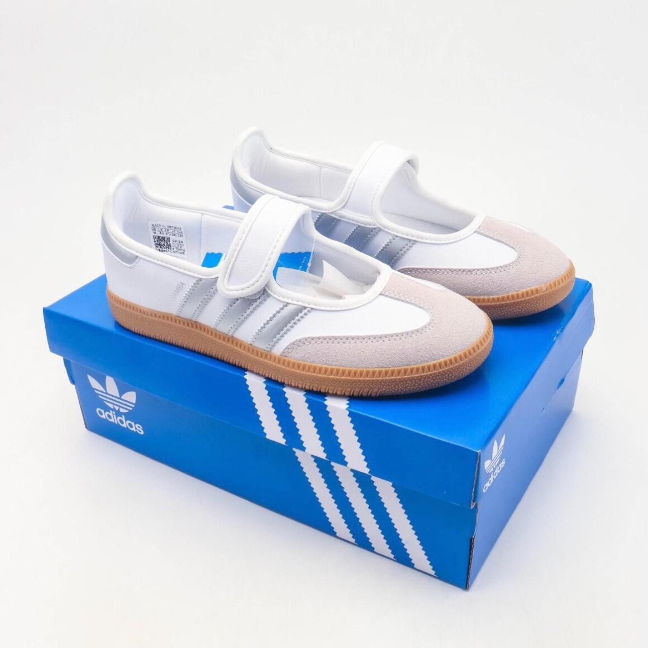 Adidas originals Women’s SAMBA JANE OG W Sneakers KJ 3785 white 2026 new