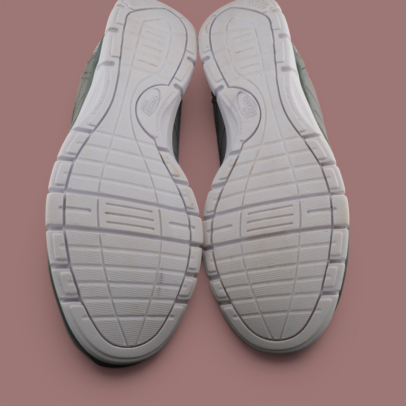 Danskin Now Womens Memory Foam Walking Shoes Gray Athletic Sneakers Size 6