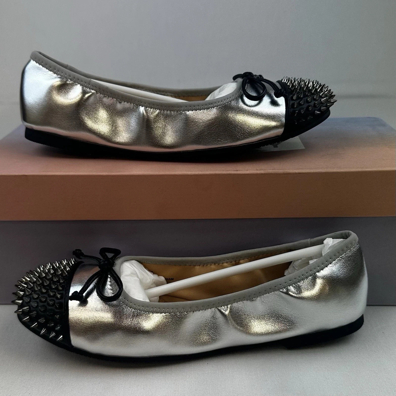 Lisa Vicky, Women’s, Bliss2-V, color Silver/Black Metal, size 6 & 6.5, NIB
