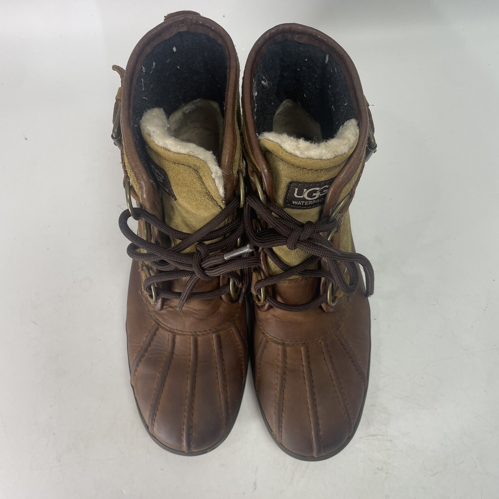 UGG «Cecile» Chestnut Waterproof Leather Lace Up Buckle Duck Boots Women’s 5.5