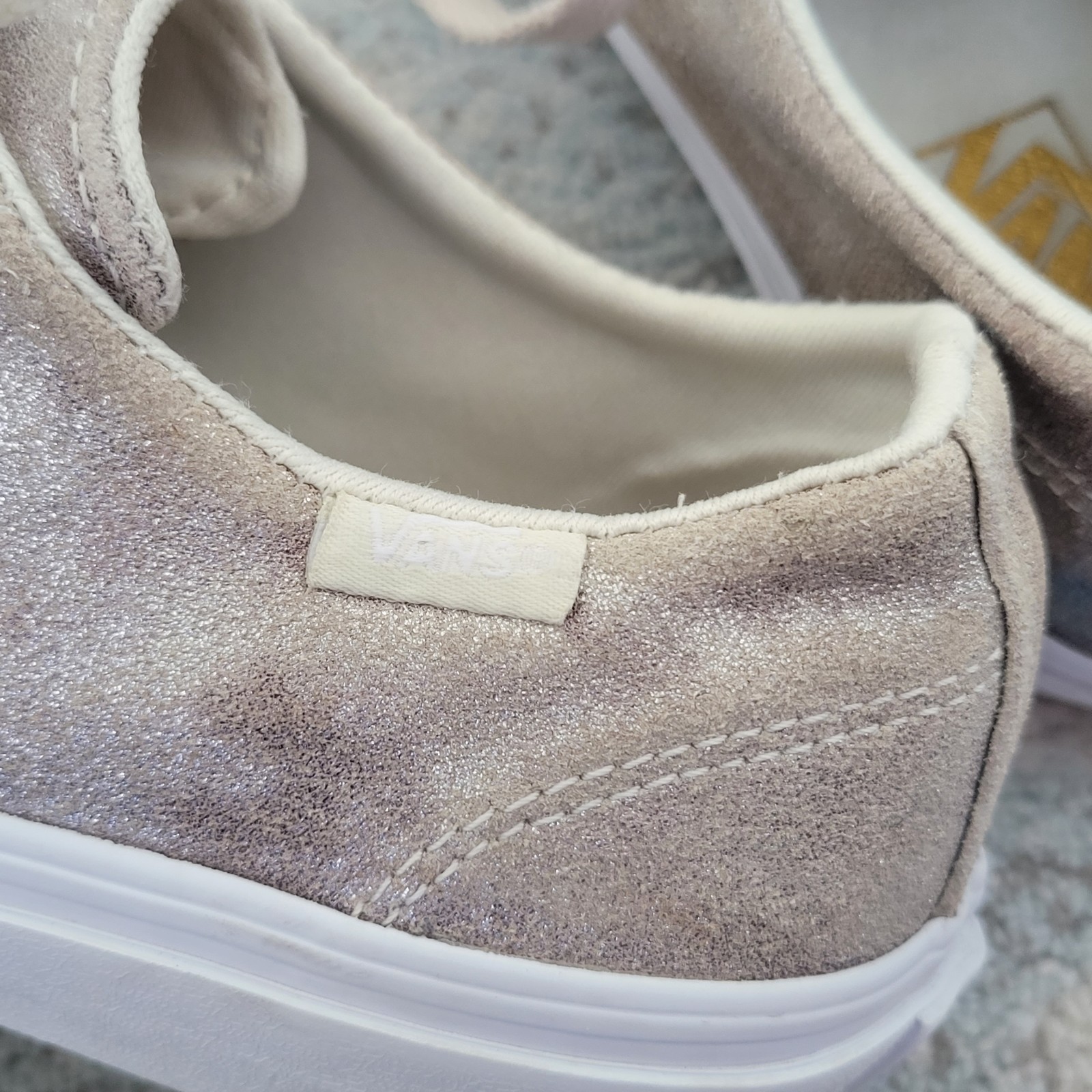 Vans Camden Stripe Metallic Galaxy Sparkle Sneakers style# 721356 US Size 7