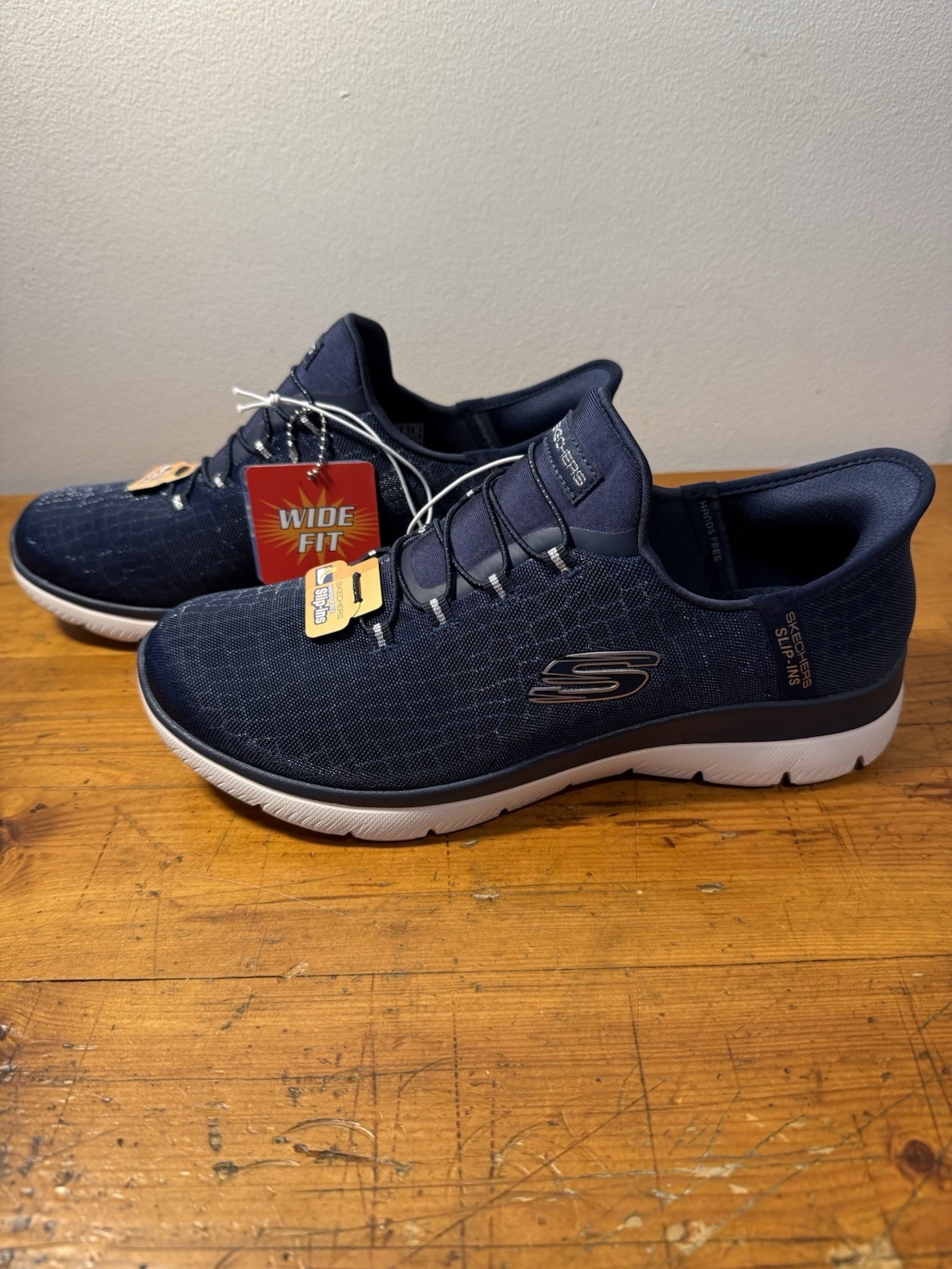 Skechers Women’s Hands Free Slip-Ins Summits Classy Night Sneakers Blue Size~9W