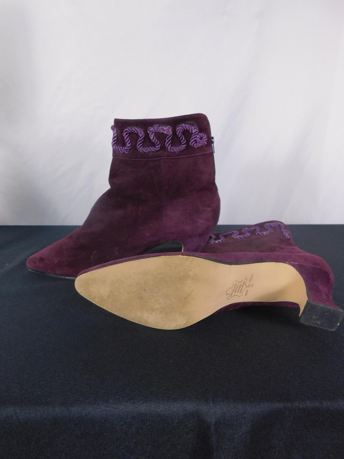 Vintage Plum Purple Suede Ankle Booties US 9 Pointed Toe Kitten Heel