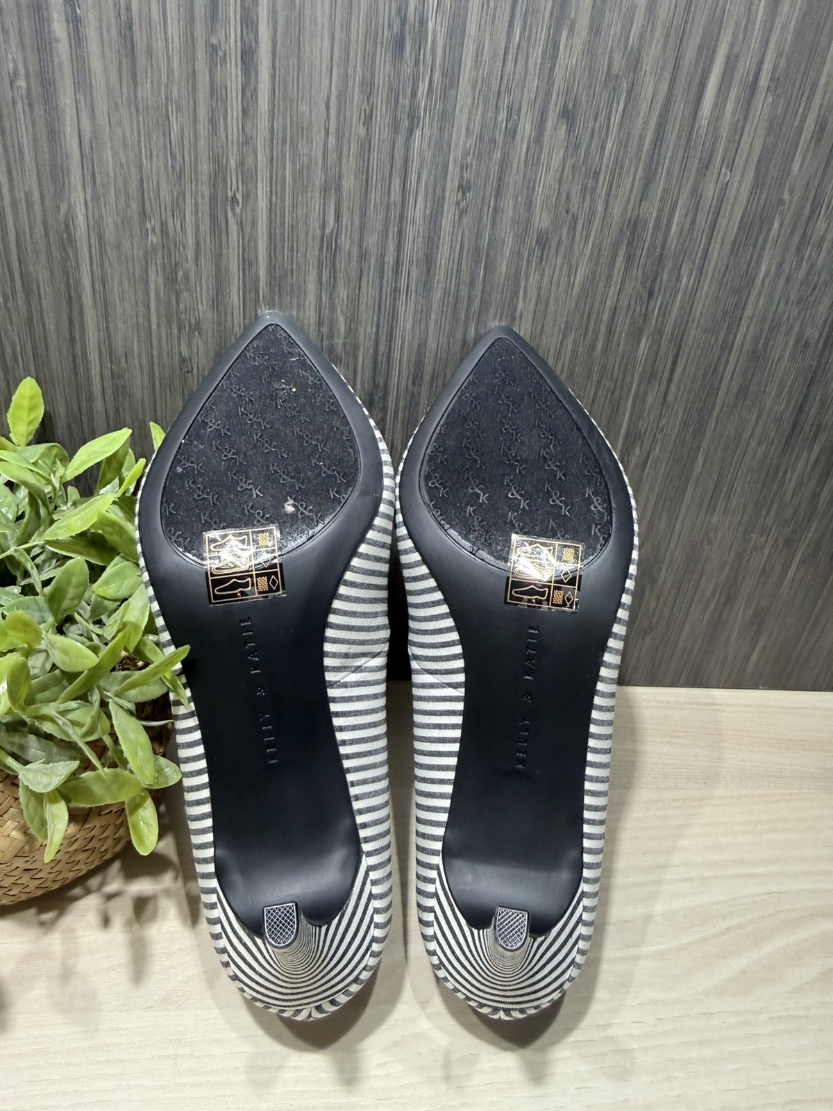 Kelly & Kate Astivia black Size 9.5 Women’s Heels Formal Professional Business