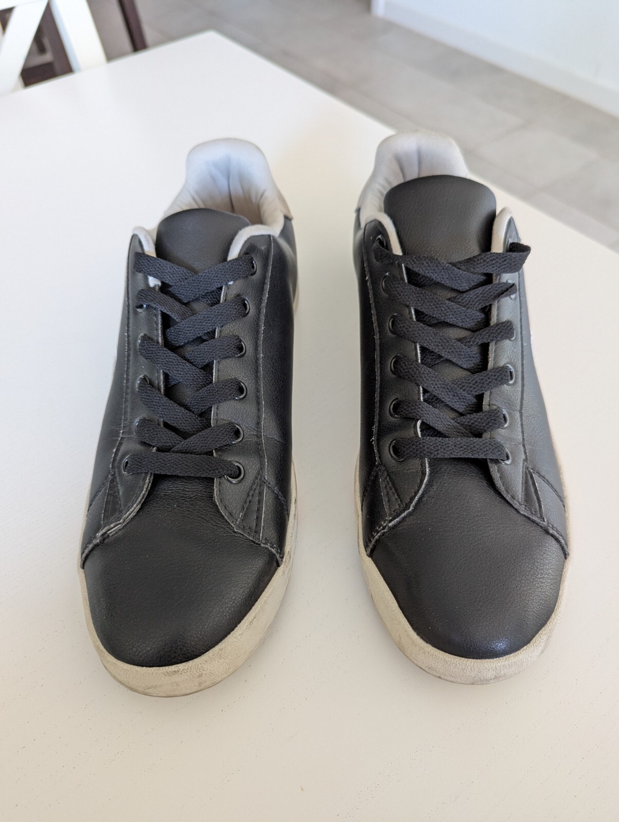 Pride Bunny Unisex Size M11 / W12 Leather And Suede Sneakers