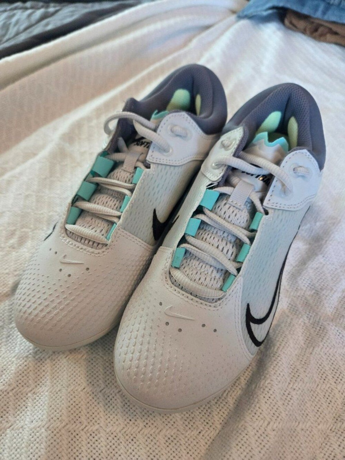 Nike Hyperdiamond 4 Elite Women’s React Metal Softball Cleats Shoes Sz 7 New