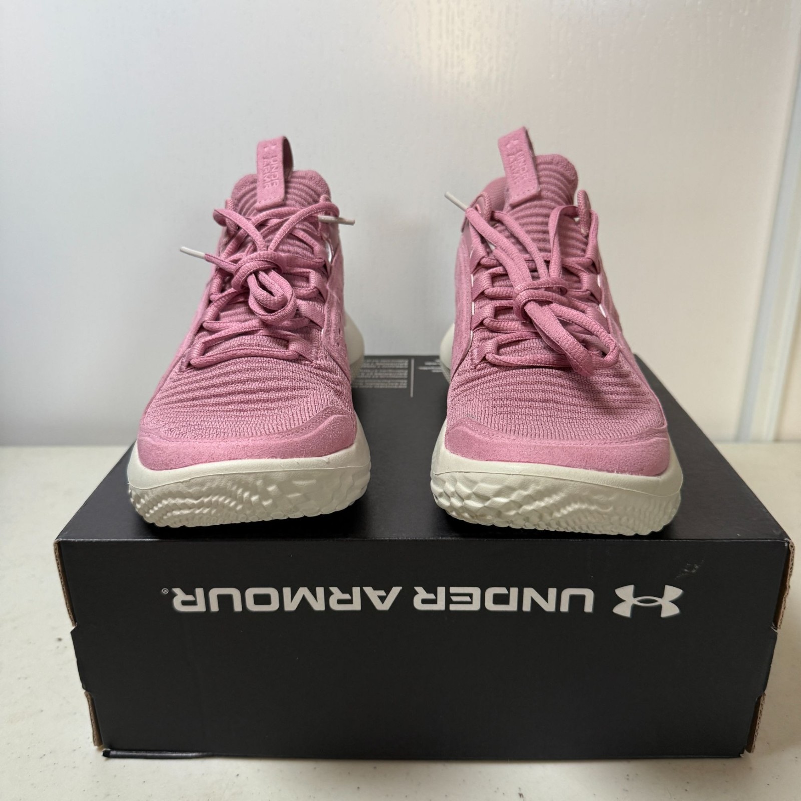 Under Armour Womens UA Flow Breakthru 5 Lux Sneakers Size 7.5 Pink