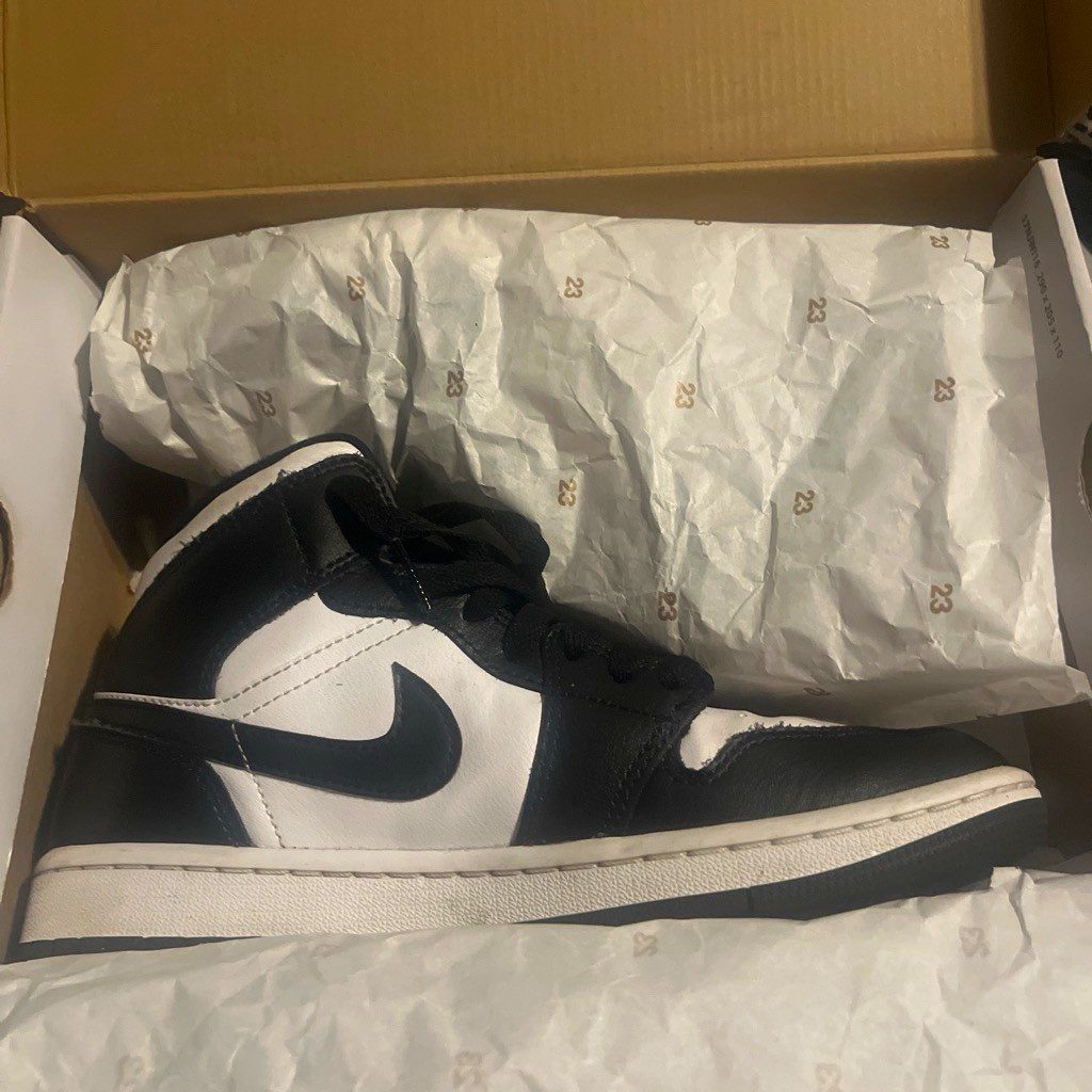 Jordan WMNS Air Jordan 1 Mid Panda Black/White Leather Mid-Top DV0991-101