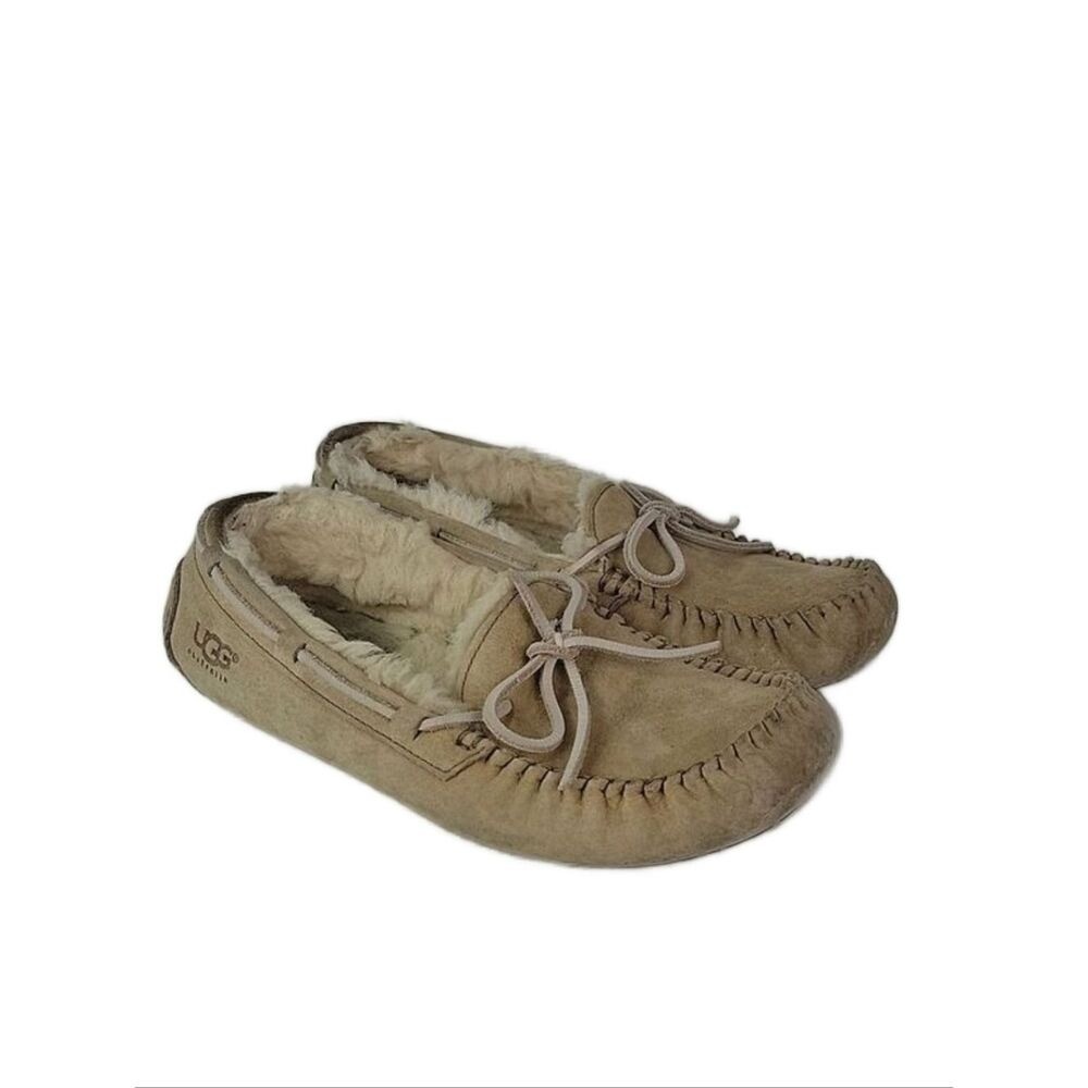 UGG Australia Dakota Moccasins Women’s Slippers Loafer
