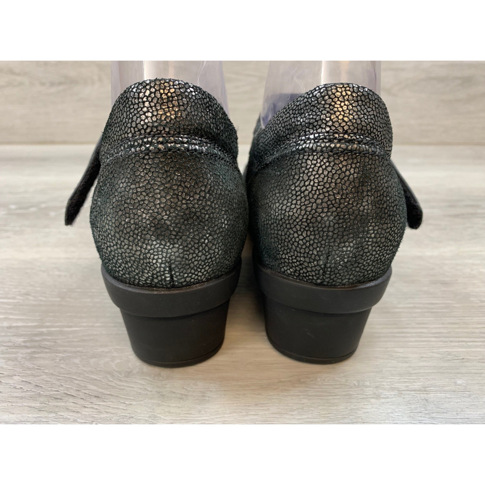 Wolky Women’s Metallic Silver Black Crackle Leather 9 Mary Jane Wedge Shoes