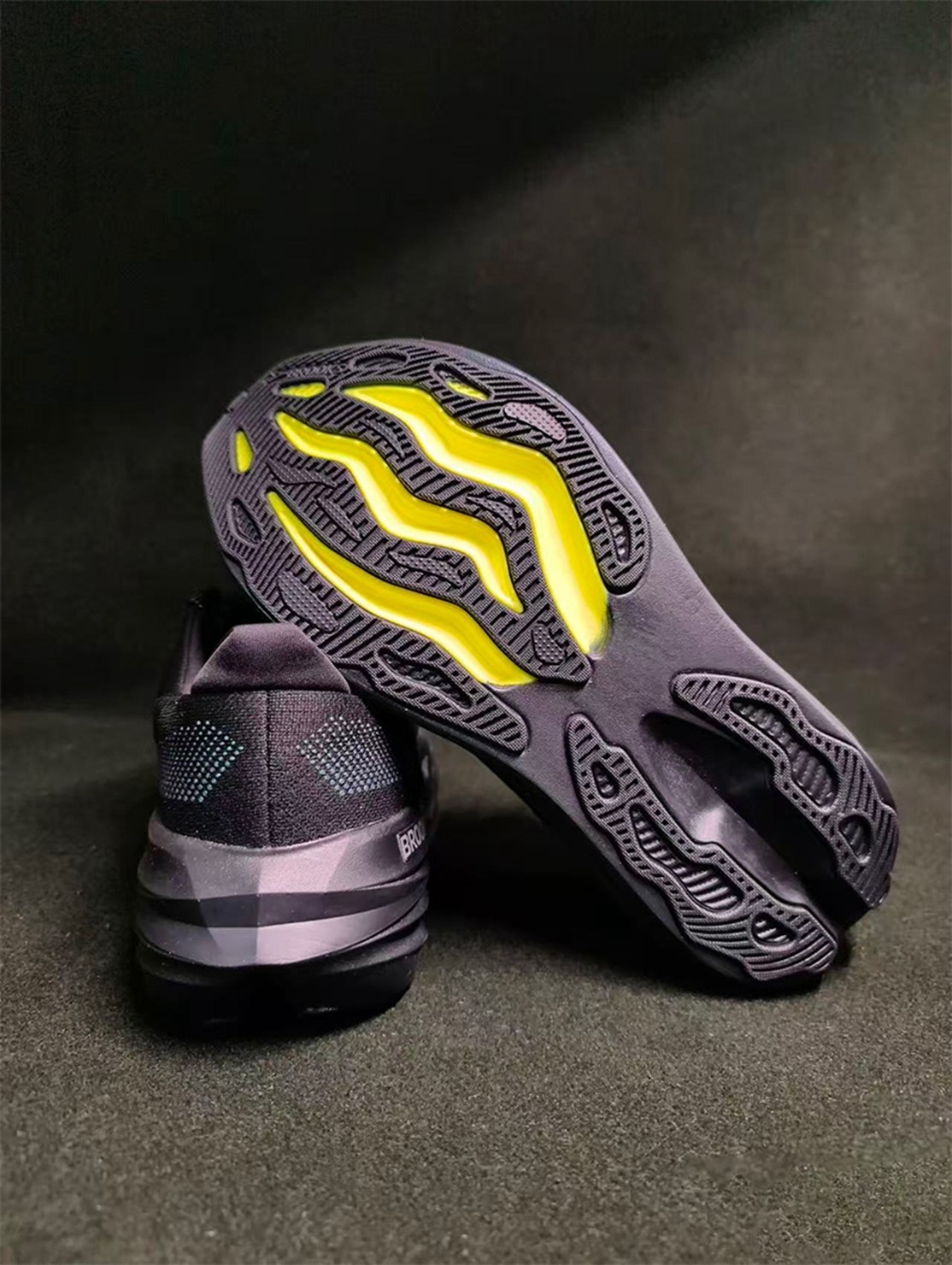 Brooks Glycerin Max ‘Aurora Black’ Running Shoes Maximum Cushion Sneakers