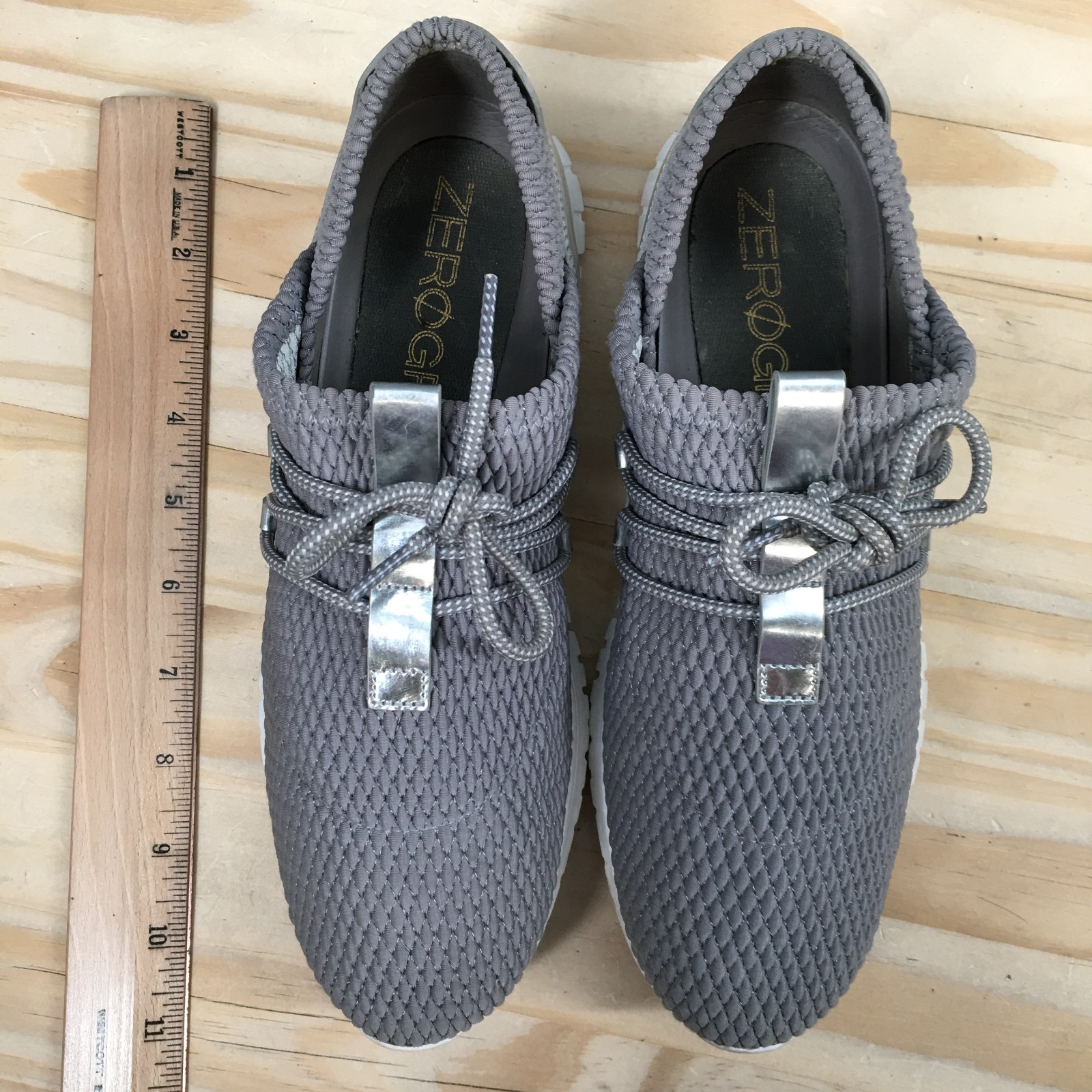 Cole Haan Zerogrand Sneaker Shoes Womens 8.5 B Quilted Lace Up Low Knit Gray