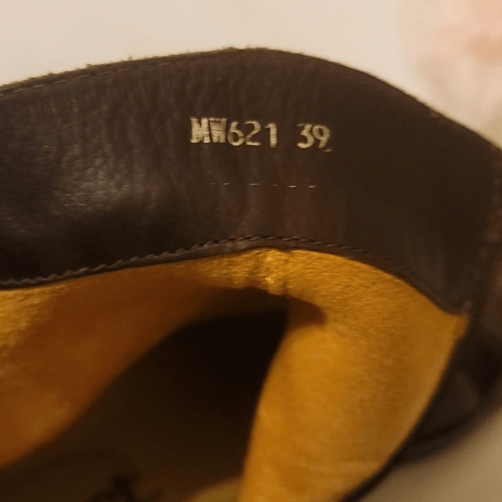 – The art Company boots size 39