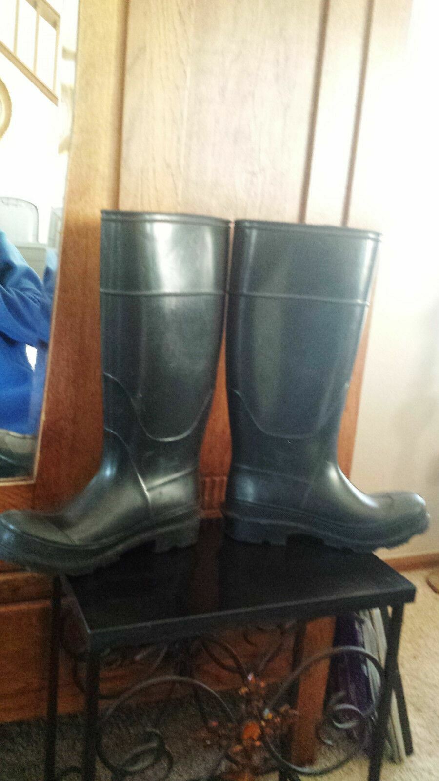 LaCrosse Women’s Rain Mud Snow Outdoor Black Boots Size 5