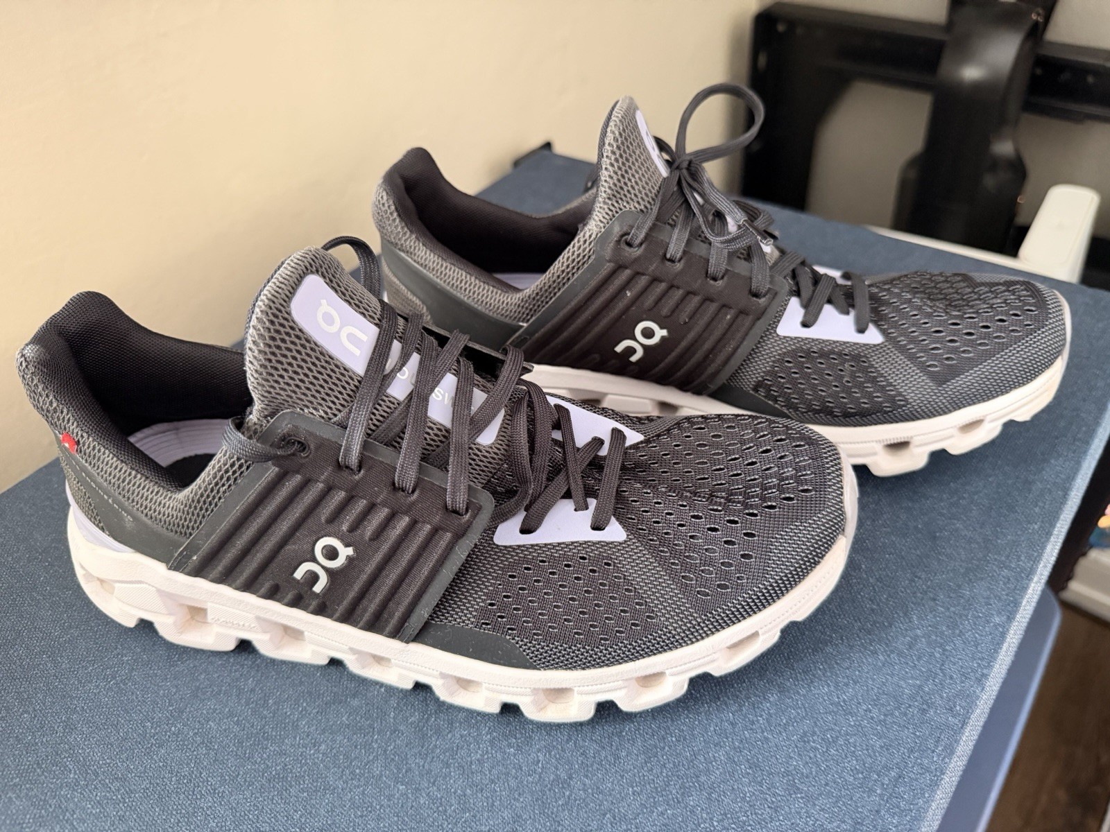 On Cloud Swift Grey/Black/Lavender Women’s Sneakers Size 10 (EU 41)
