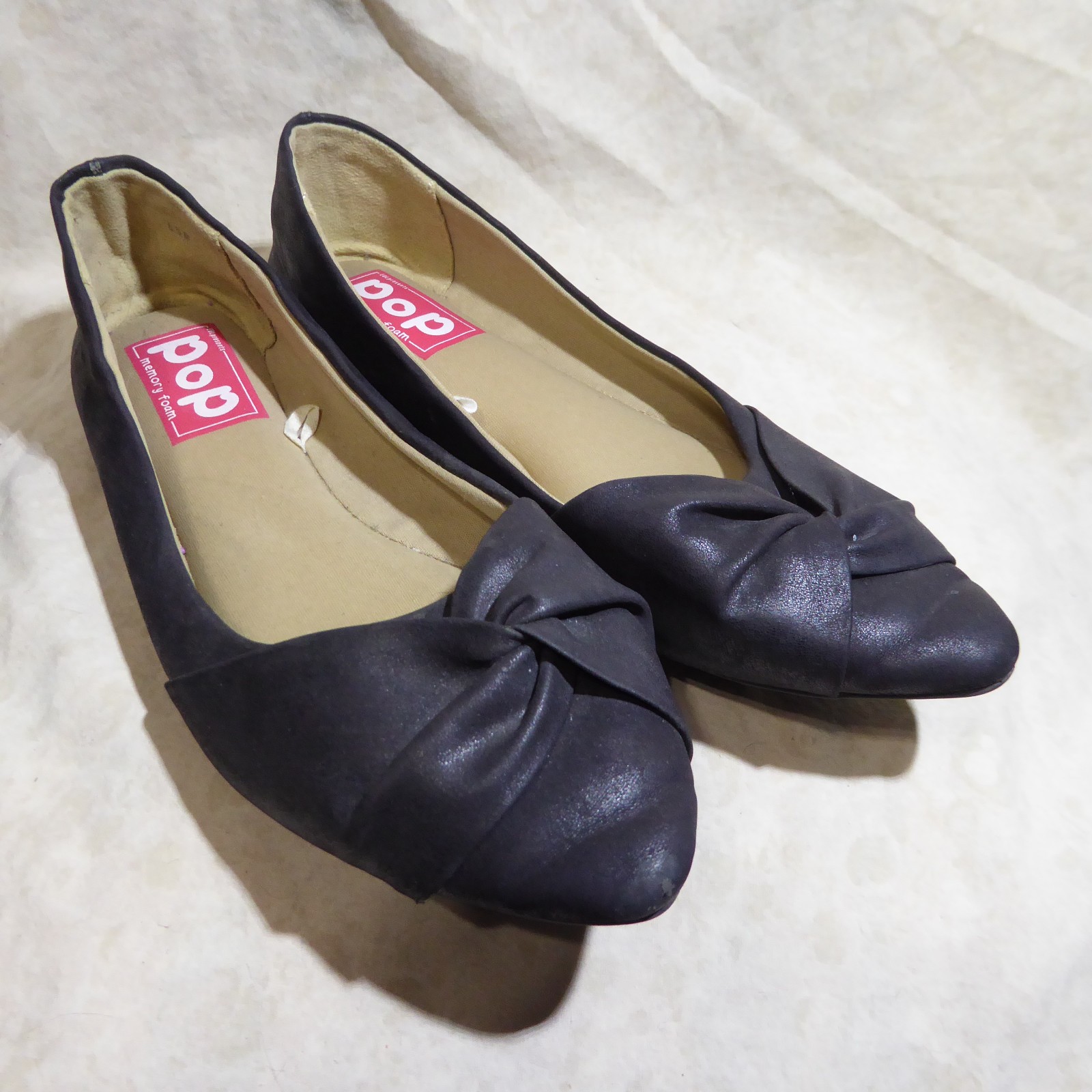 🩰 POP Pointy Cushioned Ballet Flats sz 8.5 M Black Leatherette; Twisted Bows