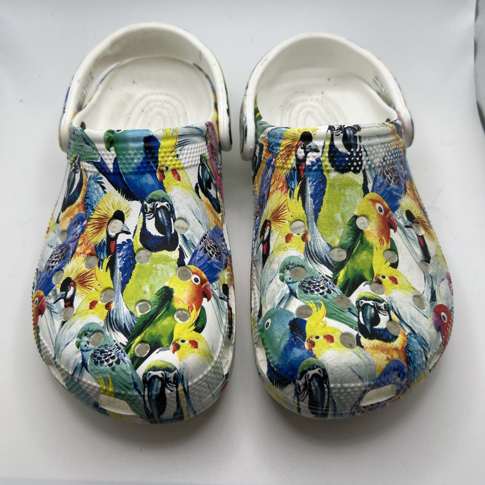Crocs Island Escape Clogs Women’s Size 8 Mens Size 6 SEE DESCRIPTION
