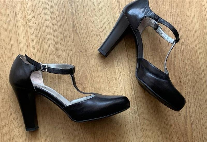 Women Nero Giardini heels black leather 35.5