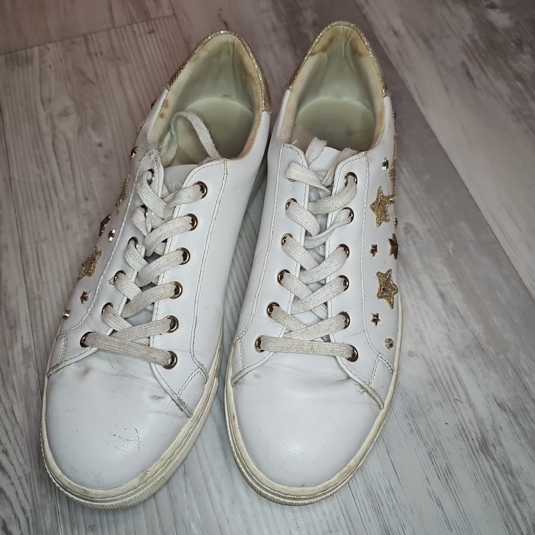 Streetwear Edgy White Gold Glitter Star Studded Low Top Lace Up Wom. Sz 8.5