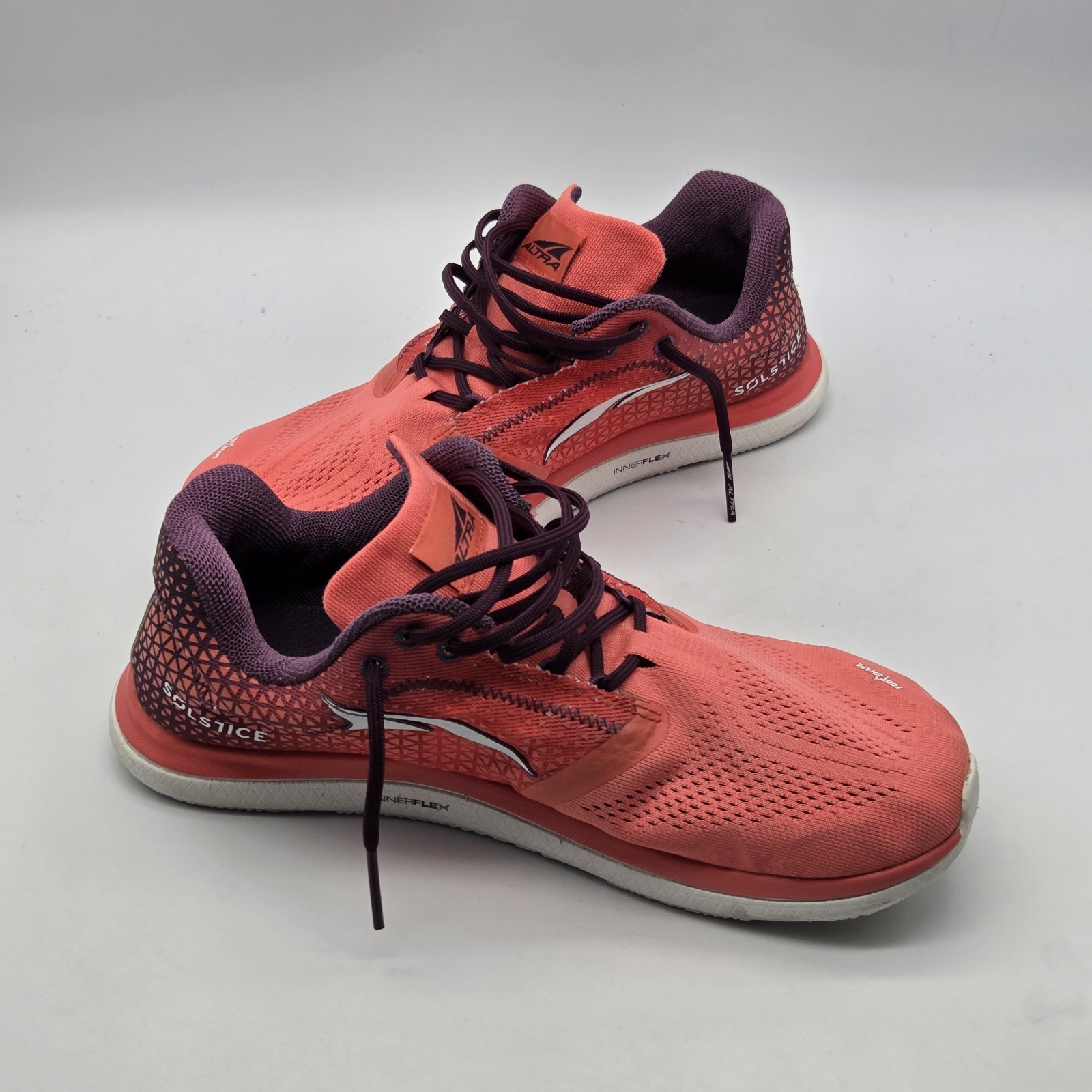 Altra Solstice Womens Size US 8.5 Coral Zero Drop Running Shoes