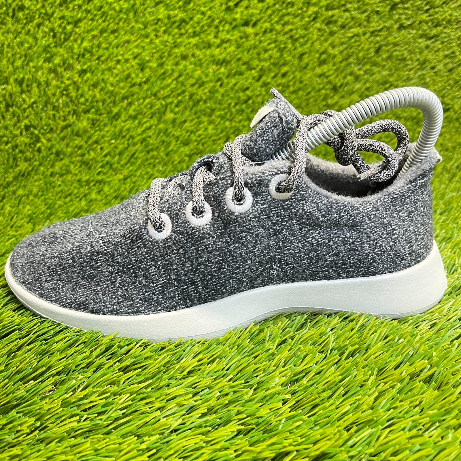 Allbirds Wool Runners Womens Size 7 Gray White Casual Walking Shoes Sneakers