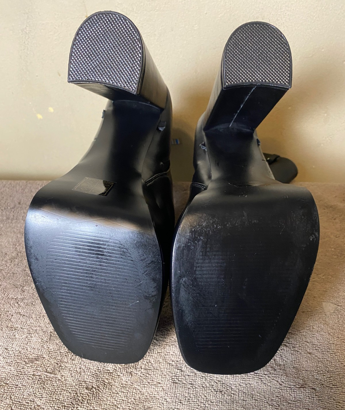 KILLSTAR Gloomed and Doomed boots Woman’s SZ 8 (No chains)