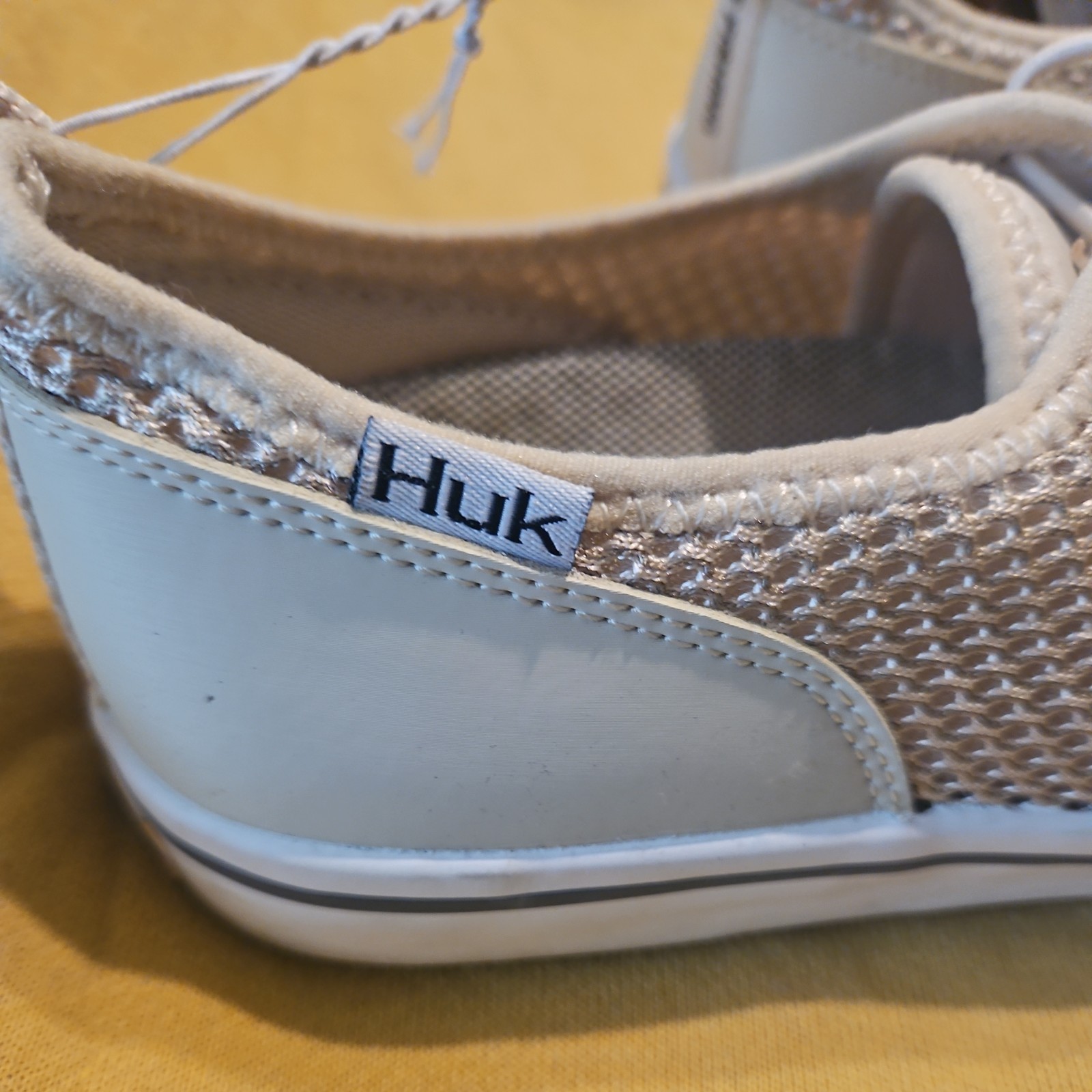 HUK PERFORMANCE FISHING Footwear beige size 9 women US lace up shoes Water