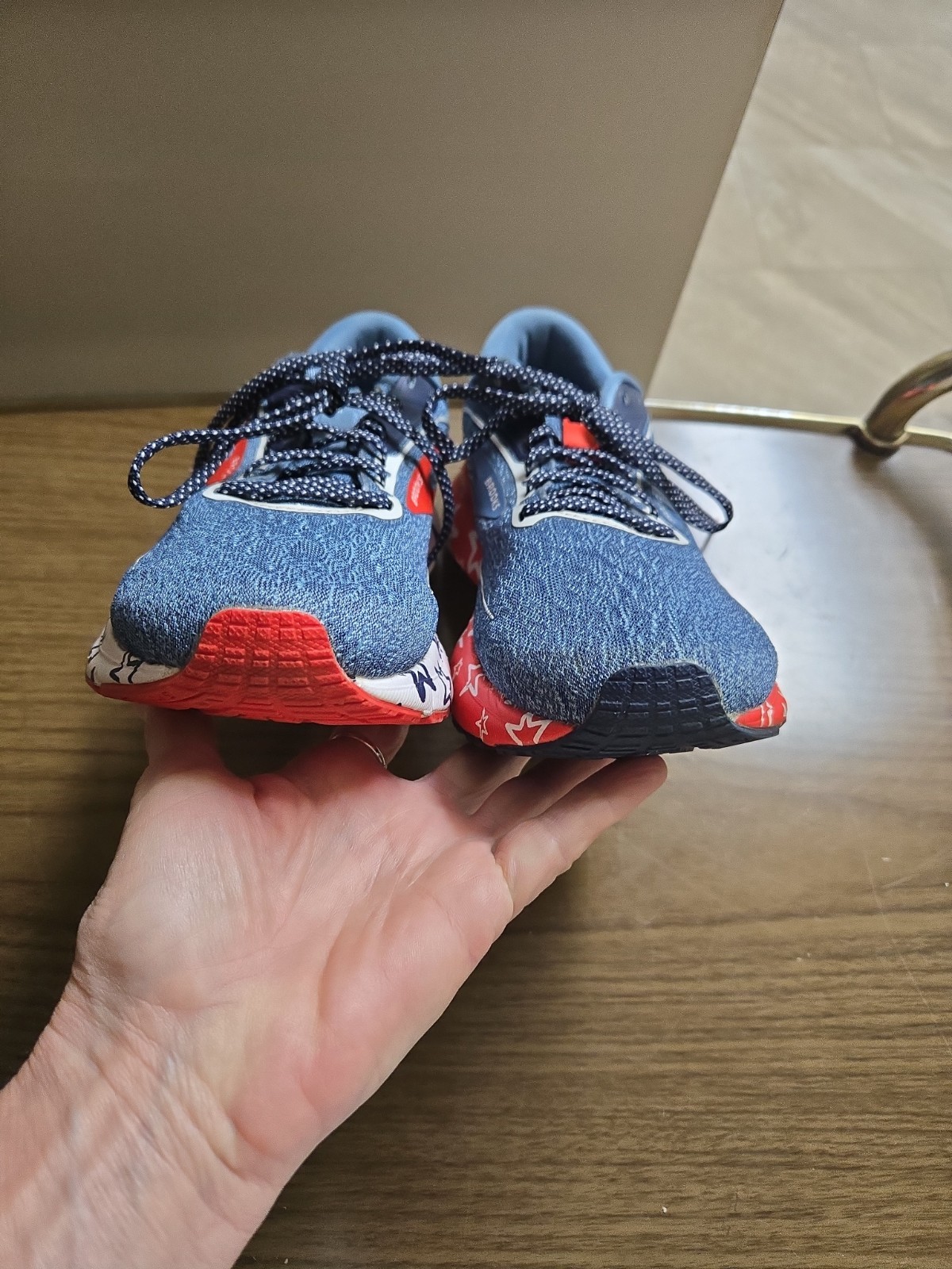 BROOKS Trace 2 USA Stars Limited Edition Running Shoes US Size 7.5 EXCELLENT!