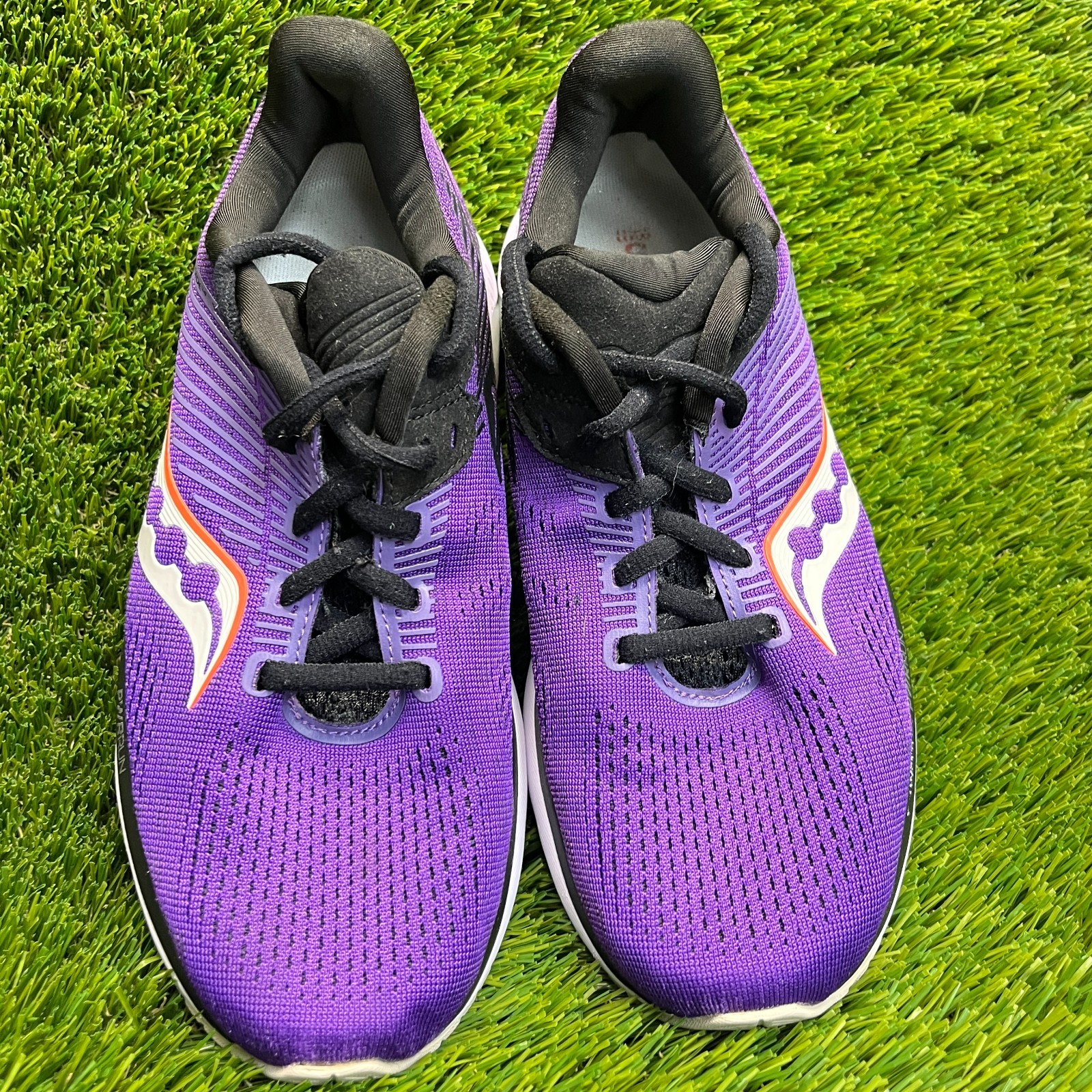 Saucony Guide 14 Womens Size 7.5 Purple White Athletic Running Shoes Sneakers