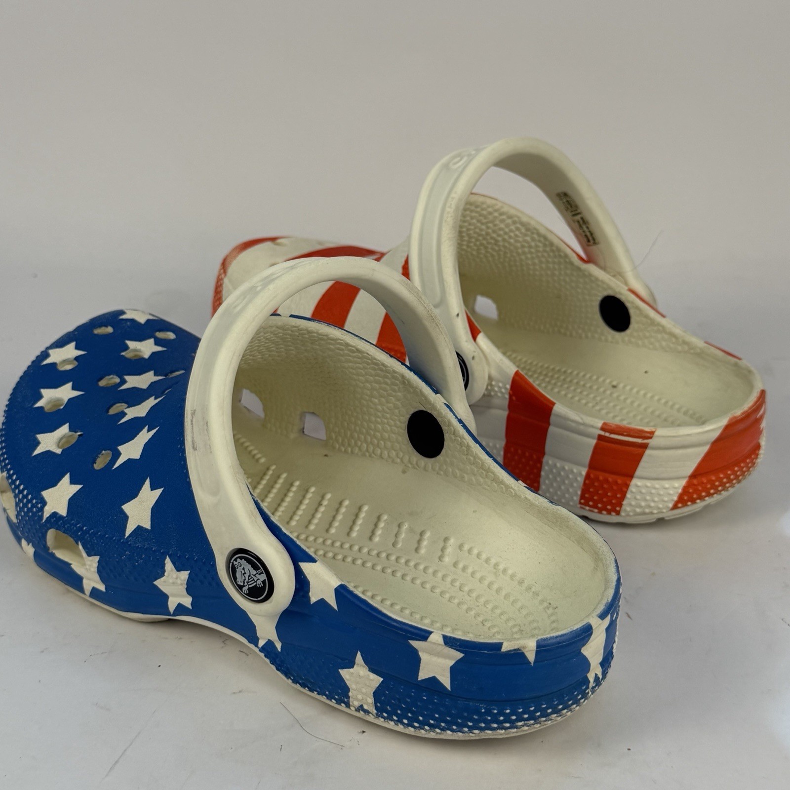 Crocs Classic Clogs American Flag Stars Stripes Red White Blue Mens 4 Womens 6
